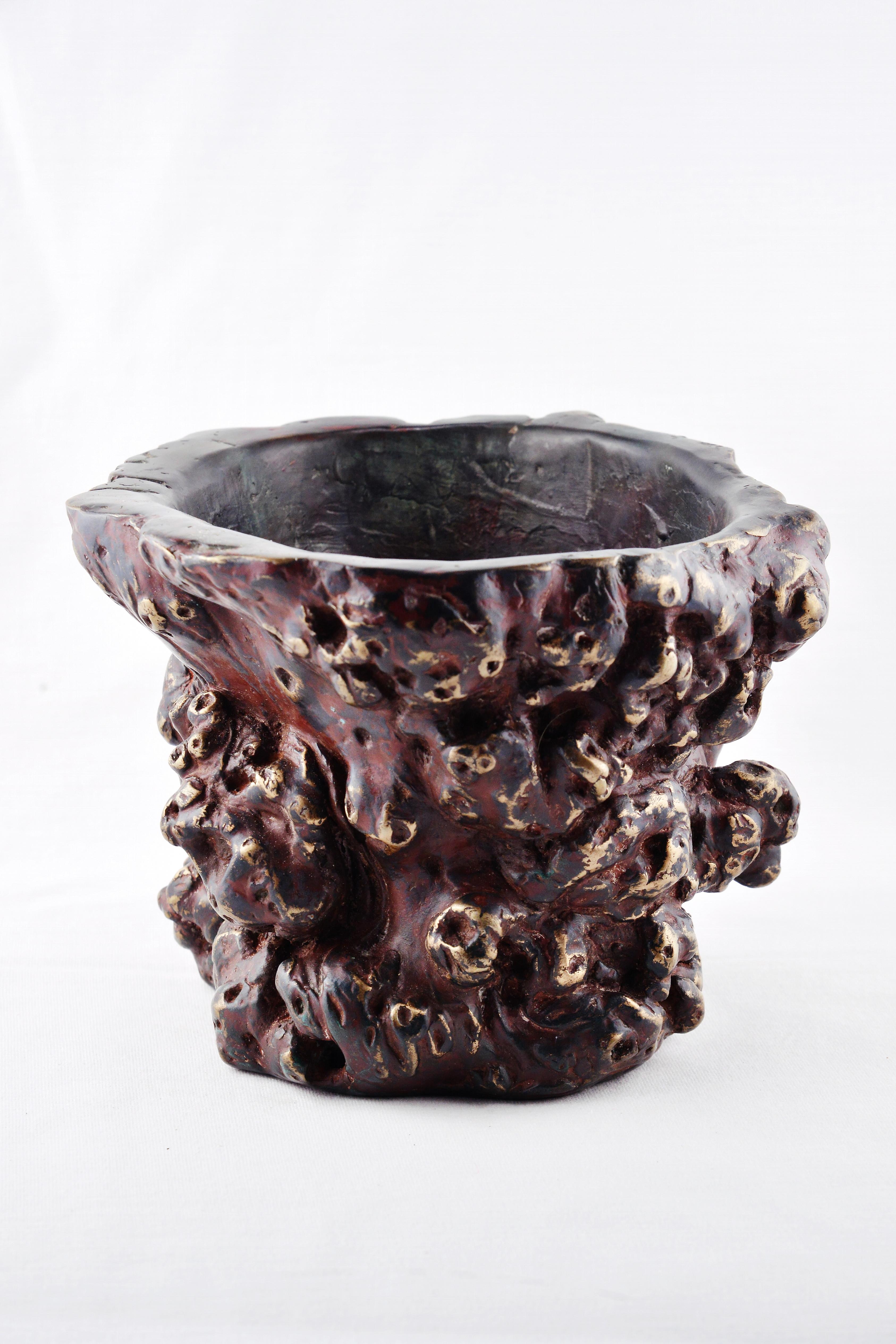 Modern Bronze reproduction of a 17th Century Chinese Brush Pot by Armando Benato For Sale