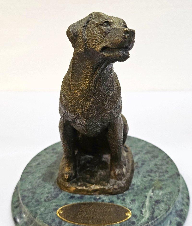 Bronze Reithund-Skulptur mit künstlerisch signiertem und nummeriertem Zertifikat, beigefügt im Angebot 7