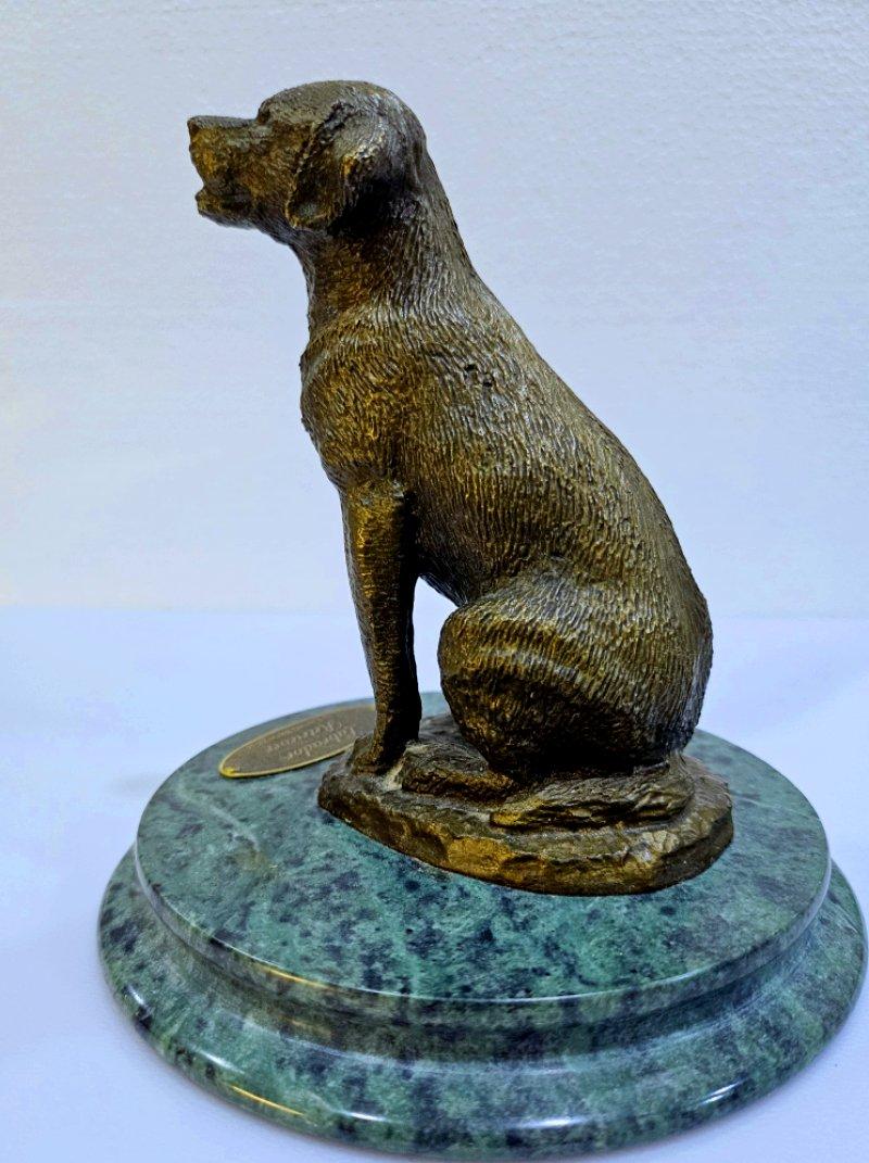 Bronze Reithund-Skulptur mit künstlerisch signiertem und nummeriertem Zertifikat, beigefügt im Angebot 2
