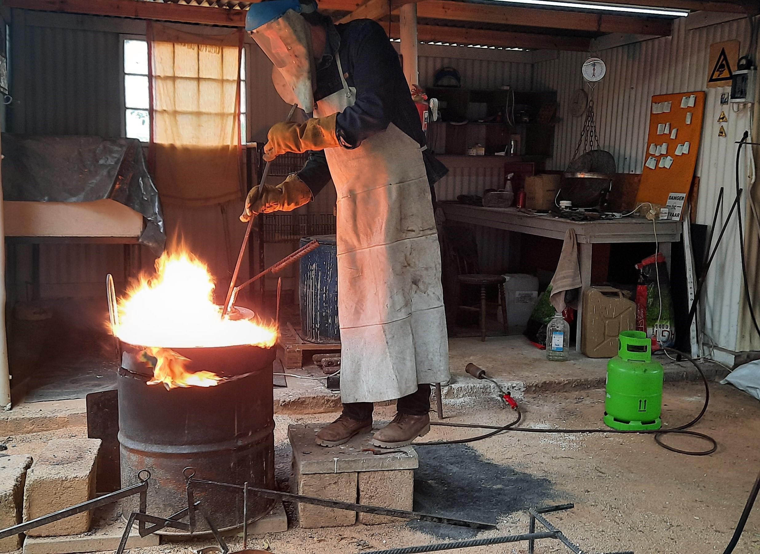 Scultura di bronzo con busto di rinoceronte In condizioni Nuovo in vendita a Pretoria, Gauteng