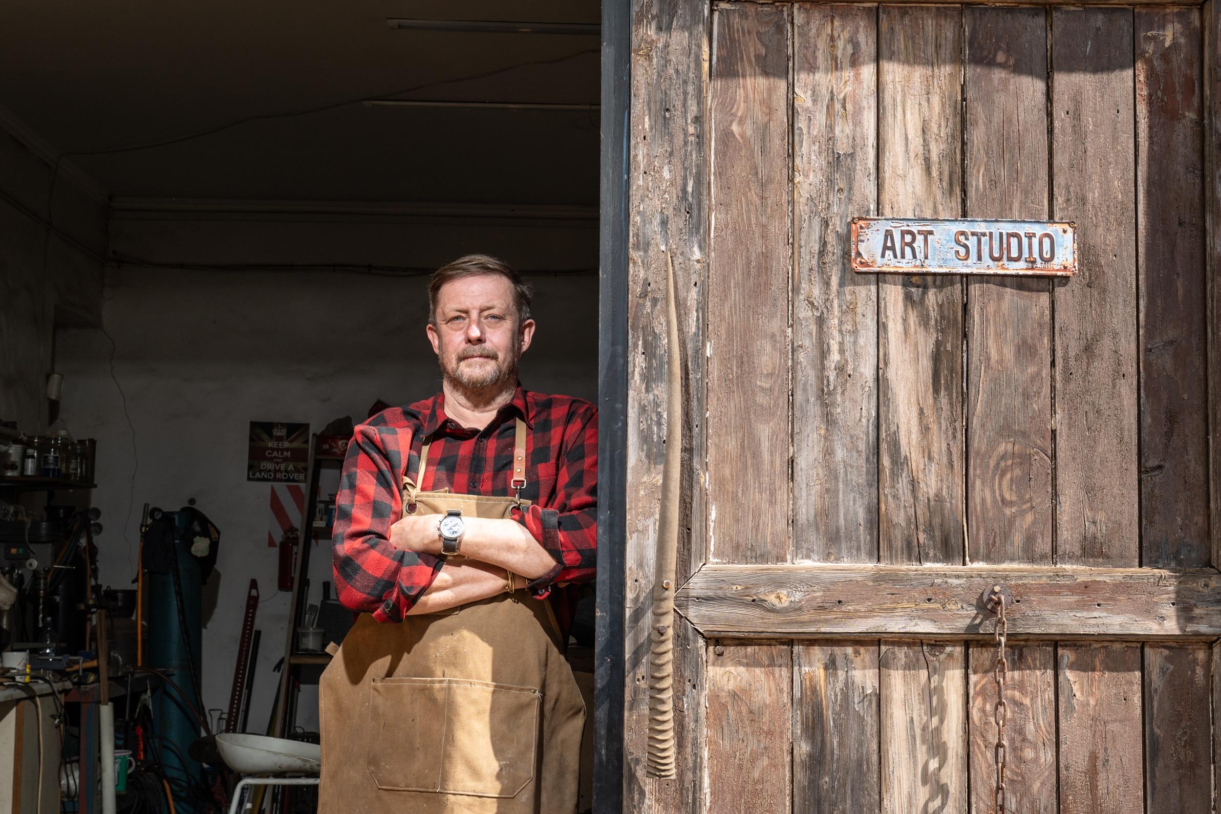 Candelabro Rhino in bronzo fuso - fatto a mano in vendita 5