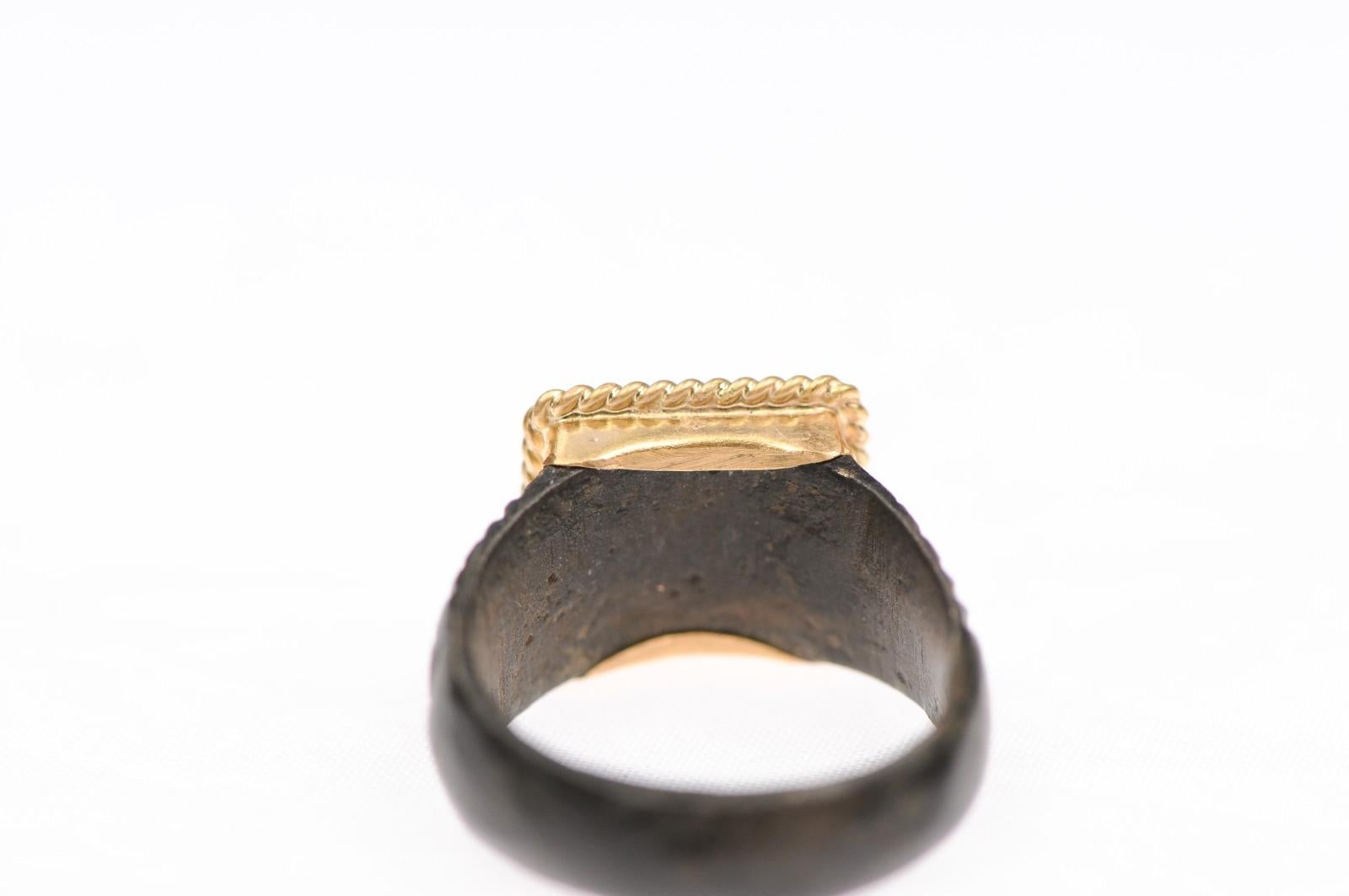 Anello romano in bronzo con inserti in K.K. in vendita 6