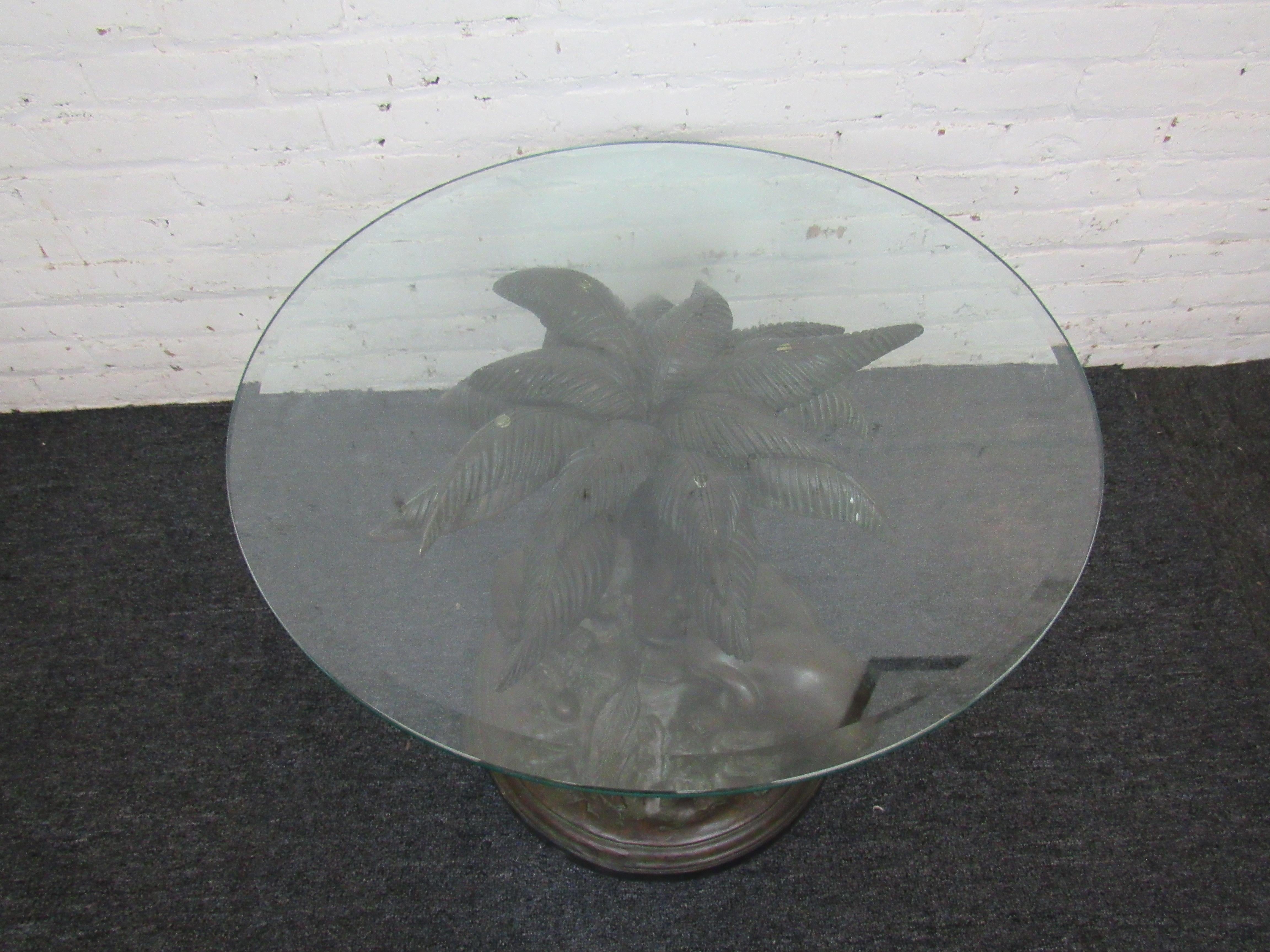 Bronze Safari-Themed End Table  In Good Condition For Sale In Brooklyn, NY