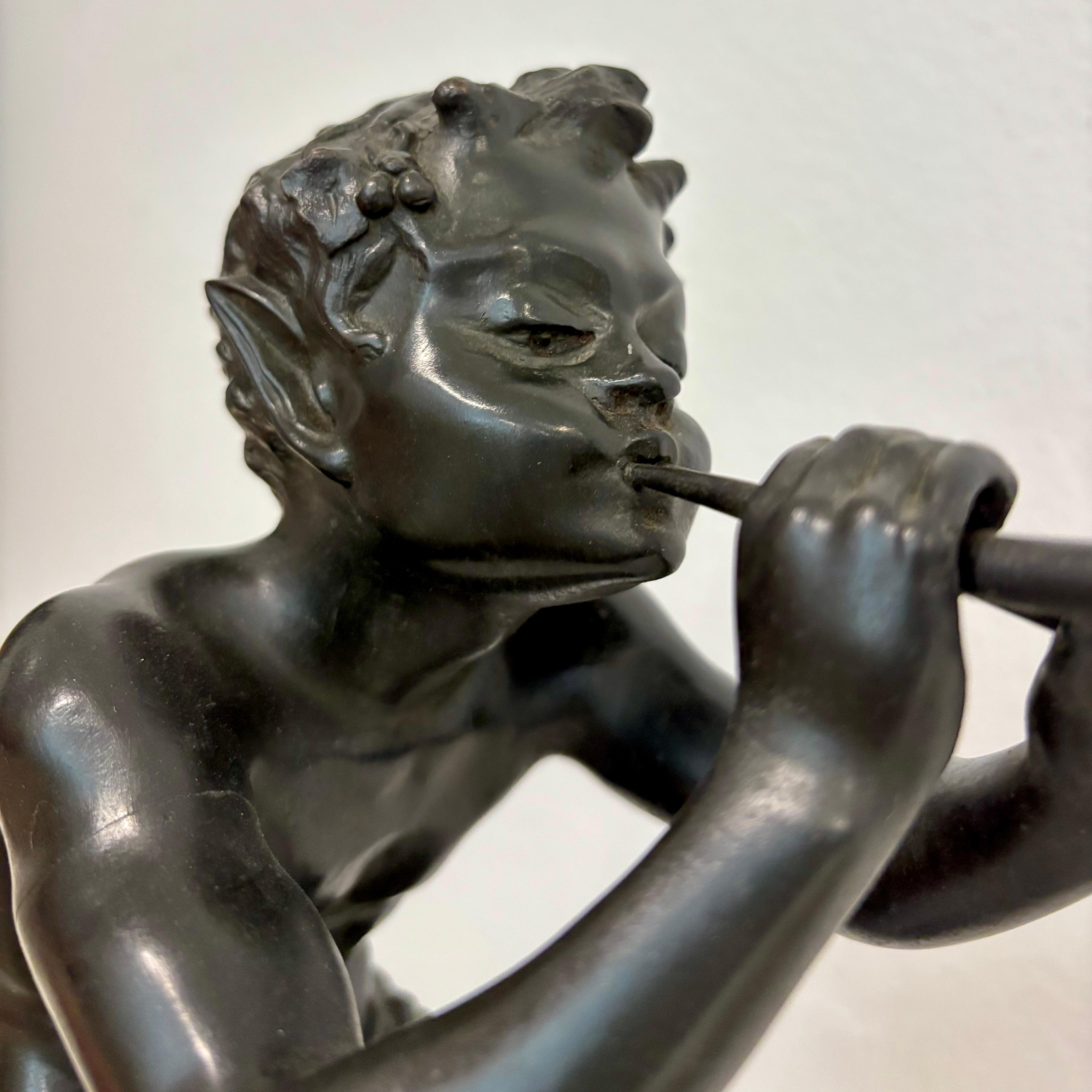 Scultura di satiro in bronzo su base di marmo di Edouard Drouot (1859-1949) in vendita 6