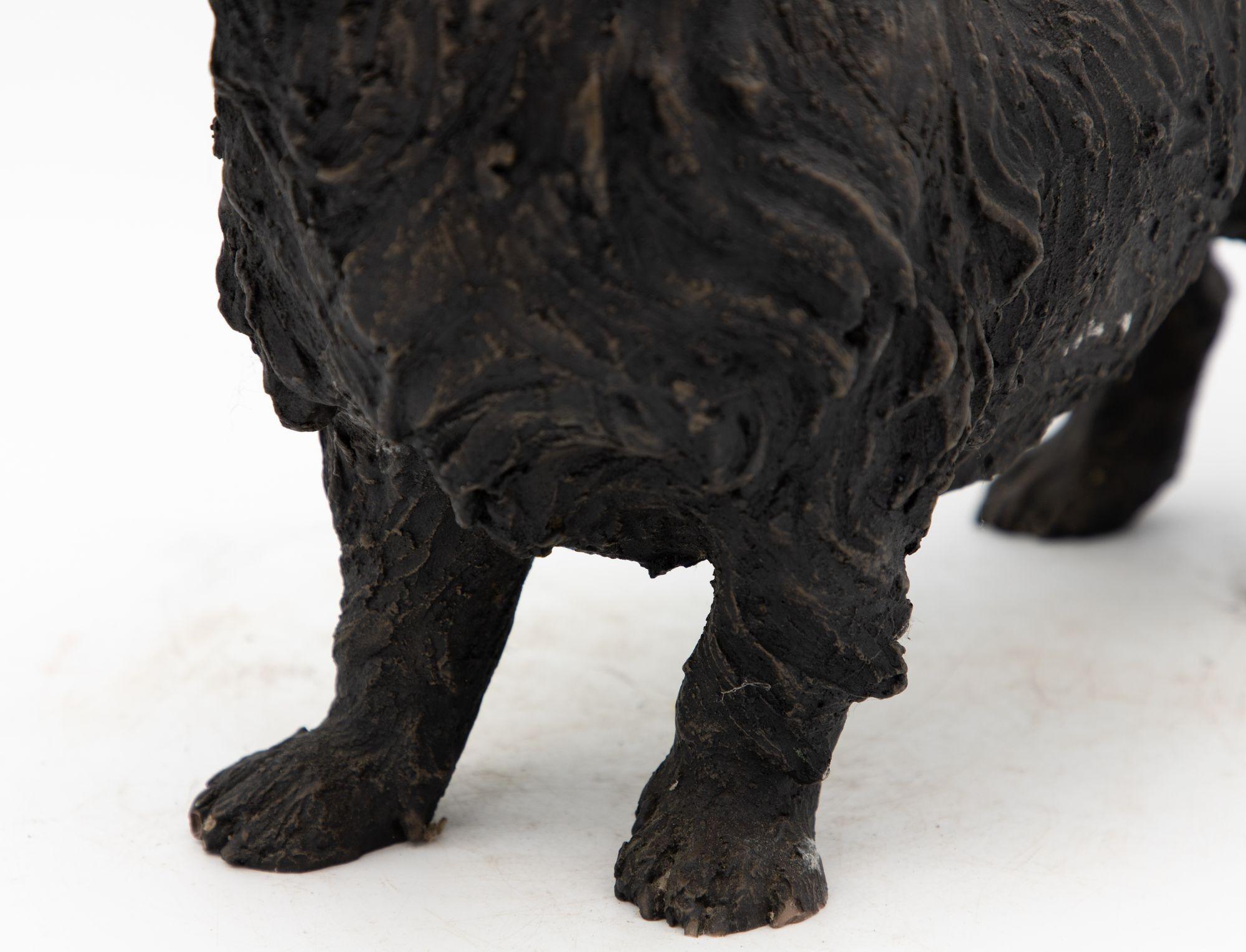 Bronze Scottie Scottish terrier, Anglais Milieu du XXe siècle en vente 4