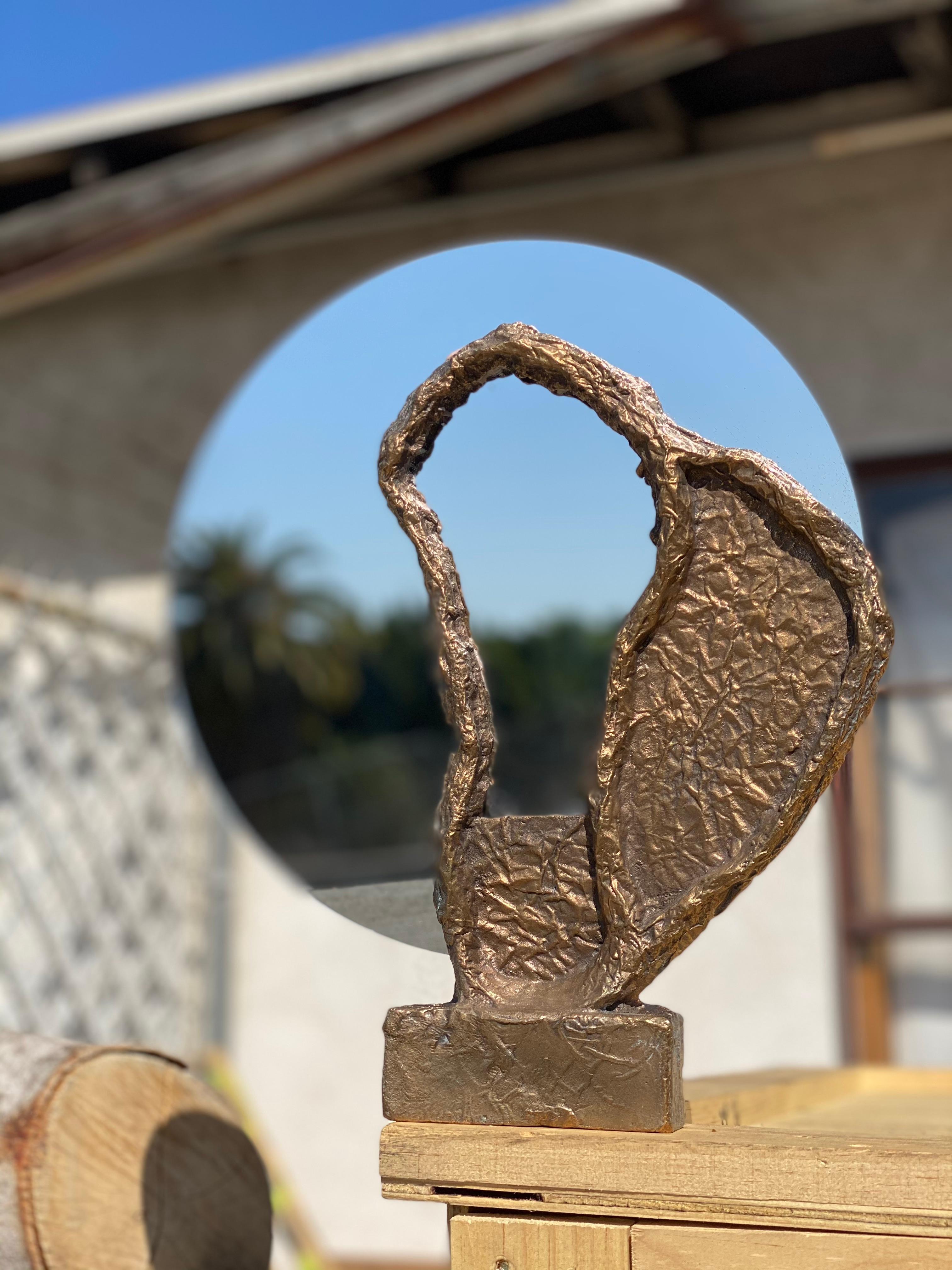 Bronze Sculptural Vanity Mirror, 21st Century by Mattia Biagi For Sale 3