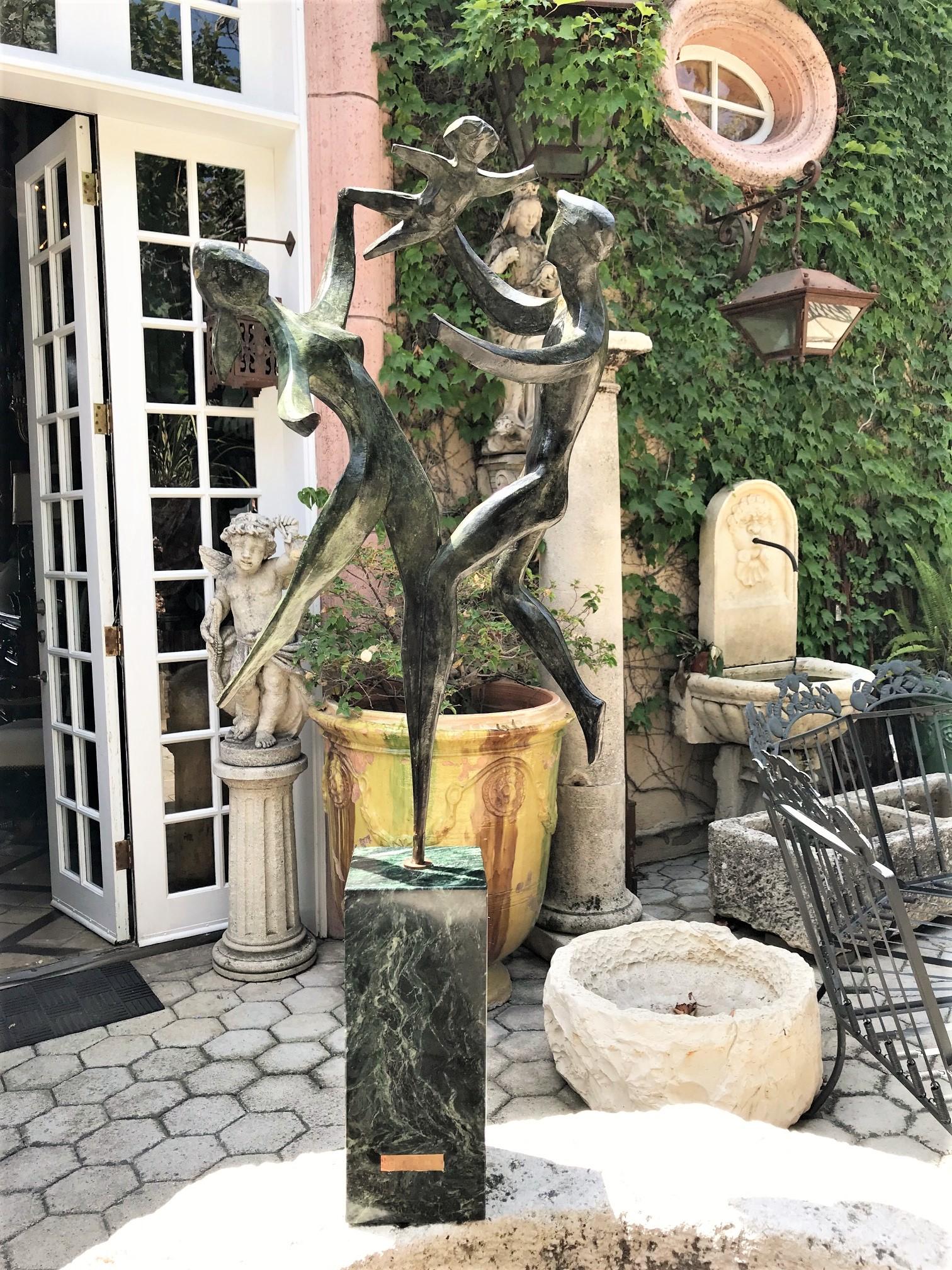 Scultura in bronzo del XX secolo Spirito della vita moderno Dopo Robert Russin Base in marmo 