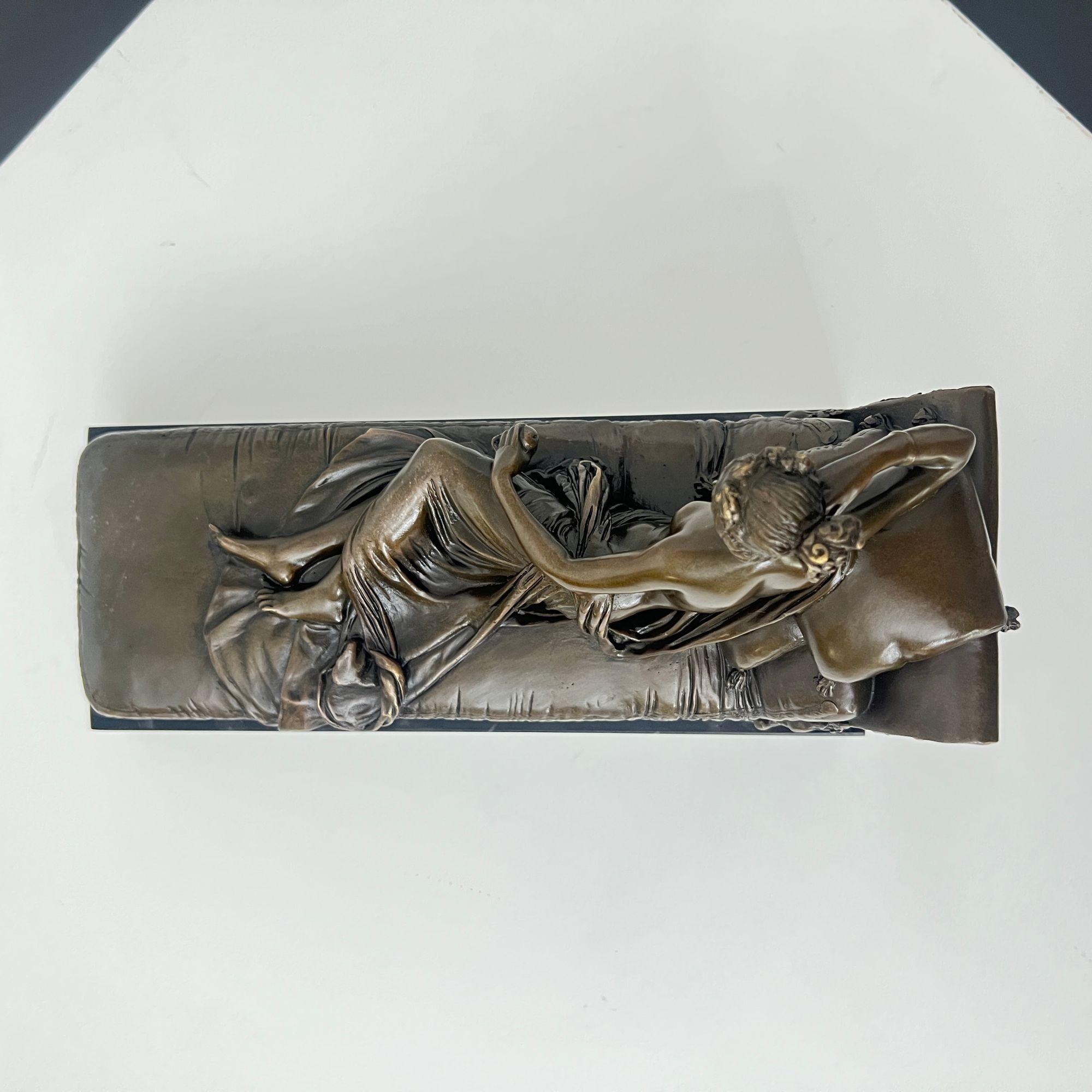 Bronze Sculpture after A. Canova, P. Bonaparte as Venus Victrix, Paris, 20th. C. For Sale 5