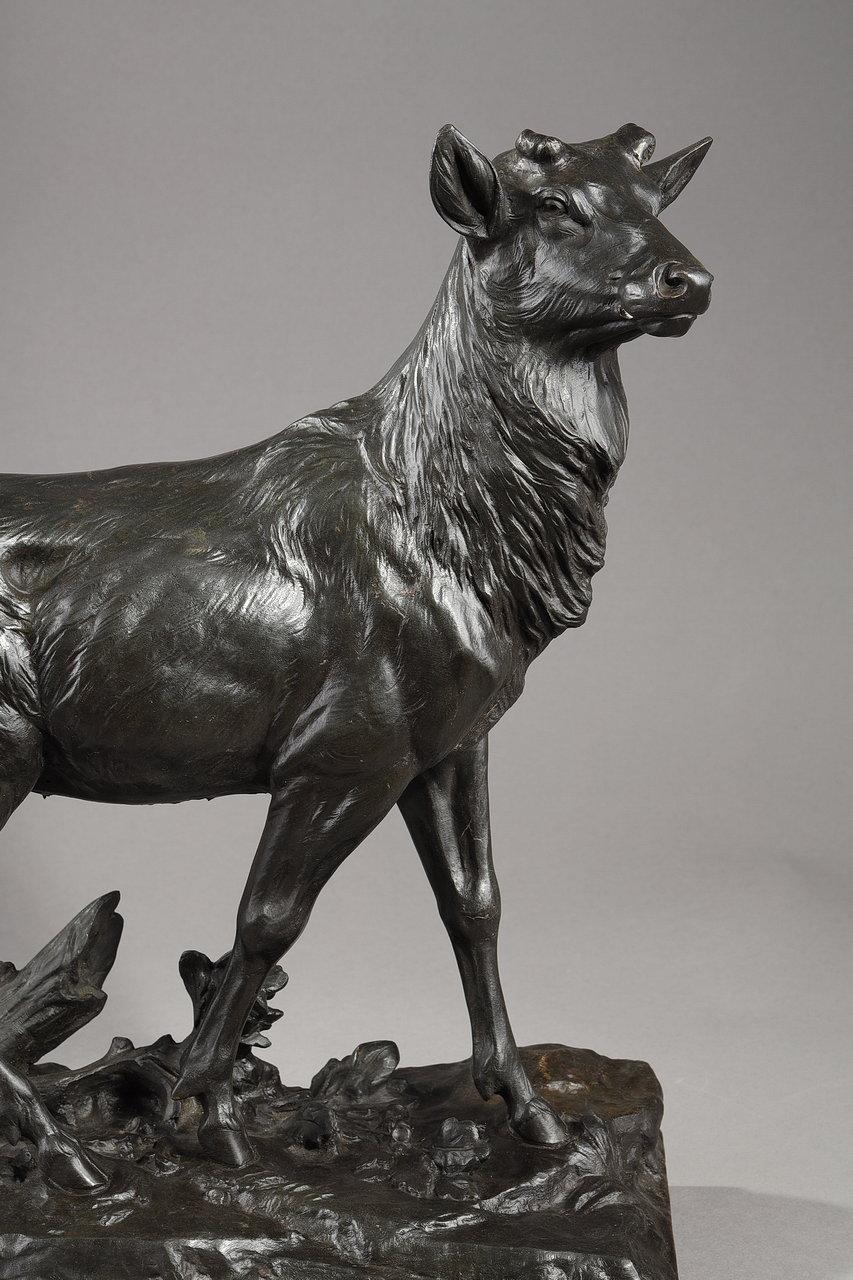  Sculpture en bronze « Big stag after its moult » (Le grand cerf d'après sa moult), C. Paillet, XXe siècle  en vente 8