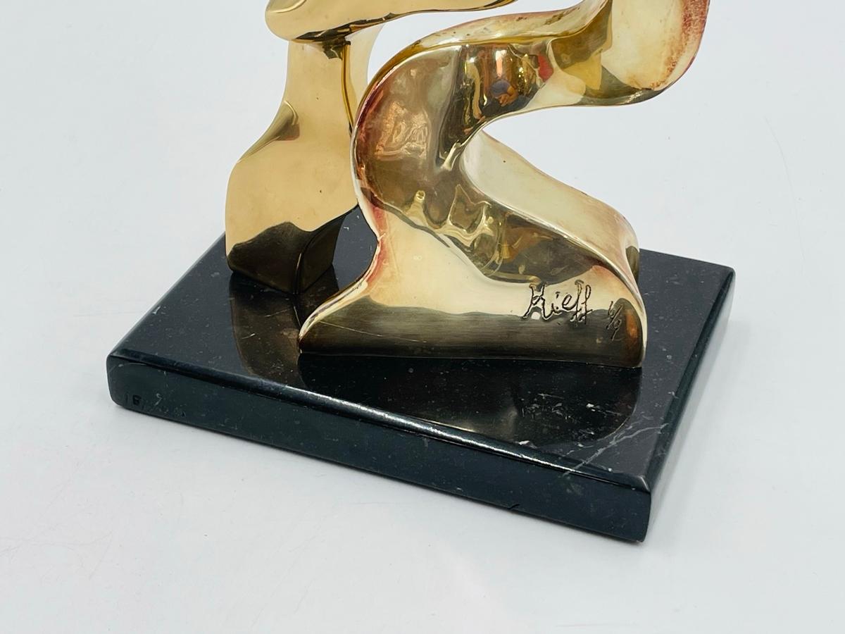 Bronze Sculpture by Kieff Grediaga, Signed For Sale 5