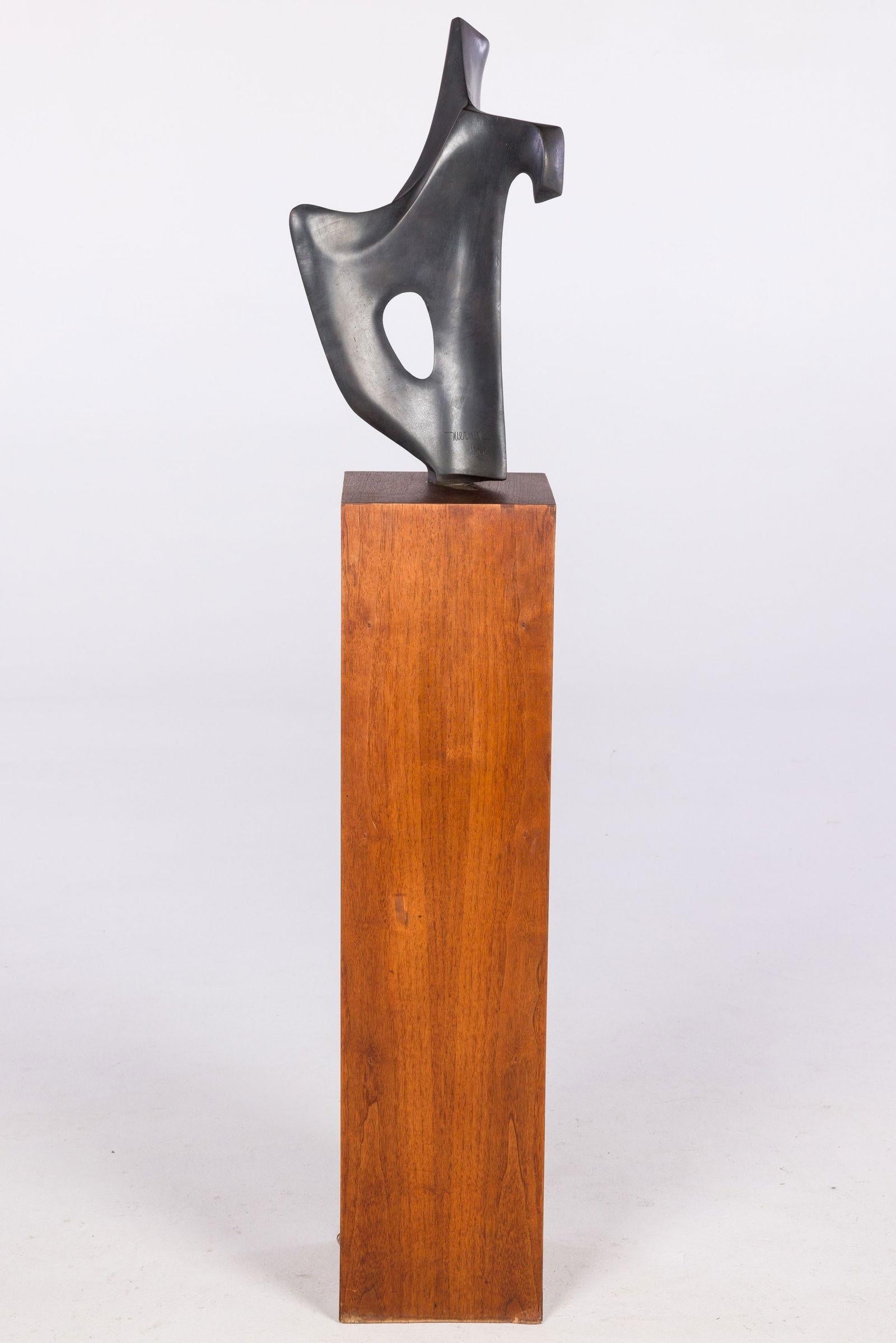 
Aggiungi un tocco di eleganza e raffinatezza alla tua casa o al tuo ufficio con la raffinata scultura in bronzo 