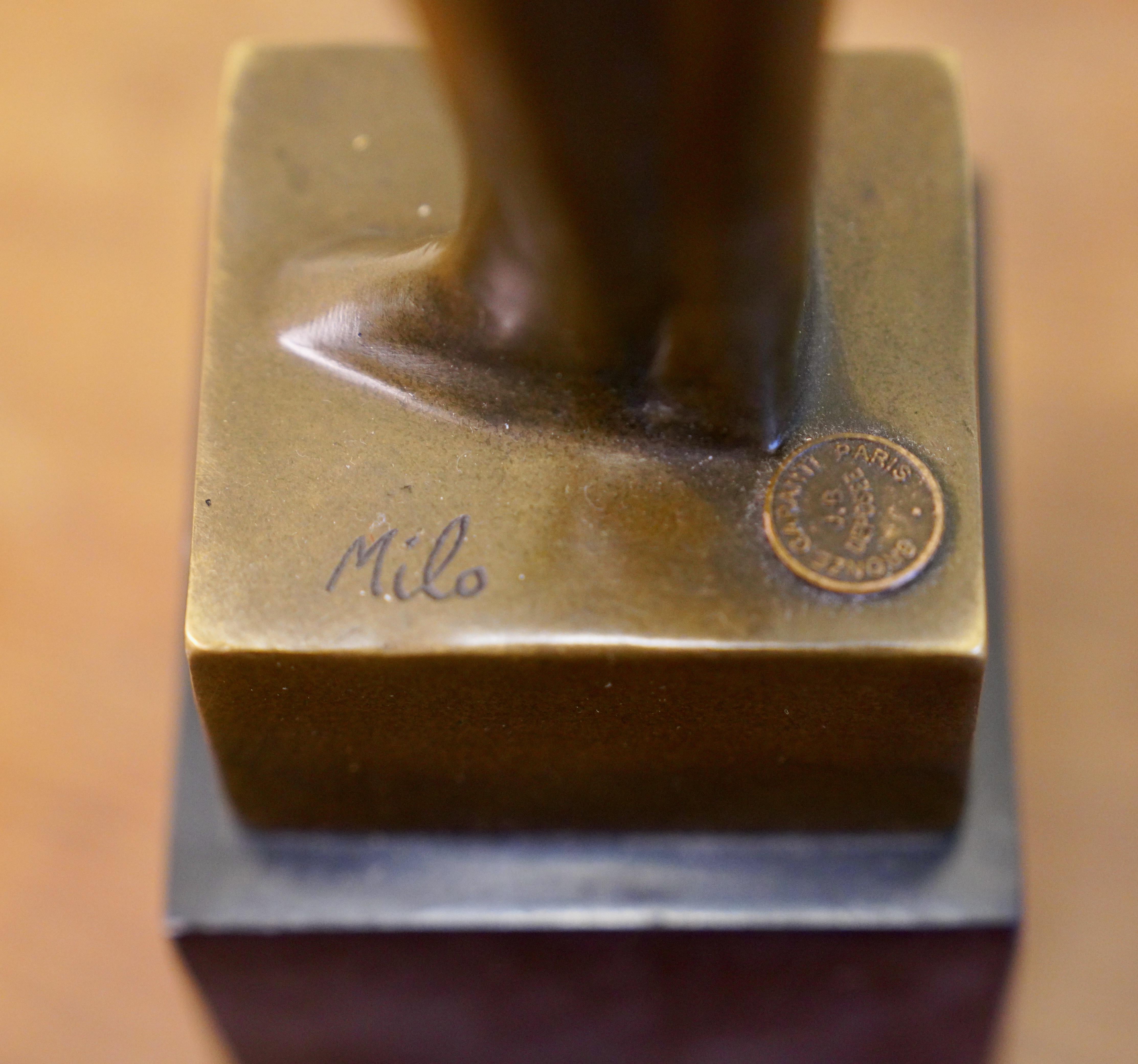 Scultura in bronzo di Miguel Fernando López, 