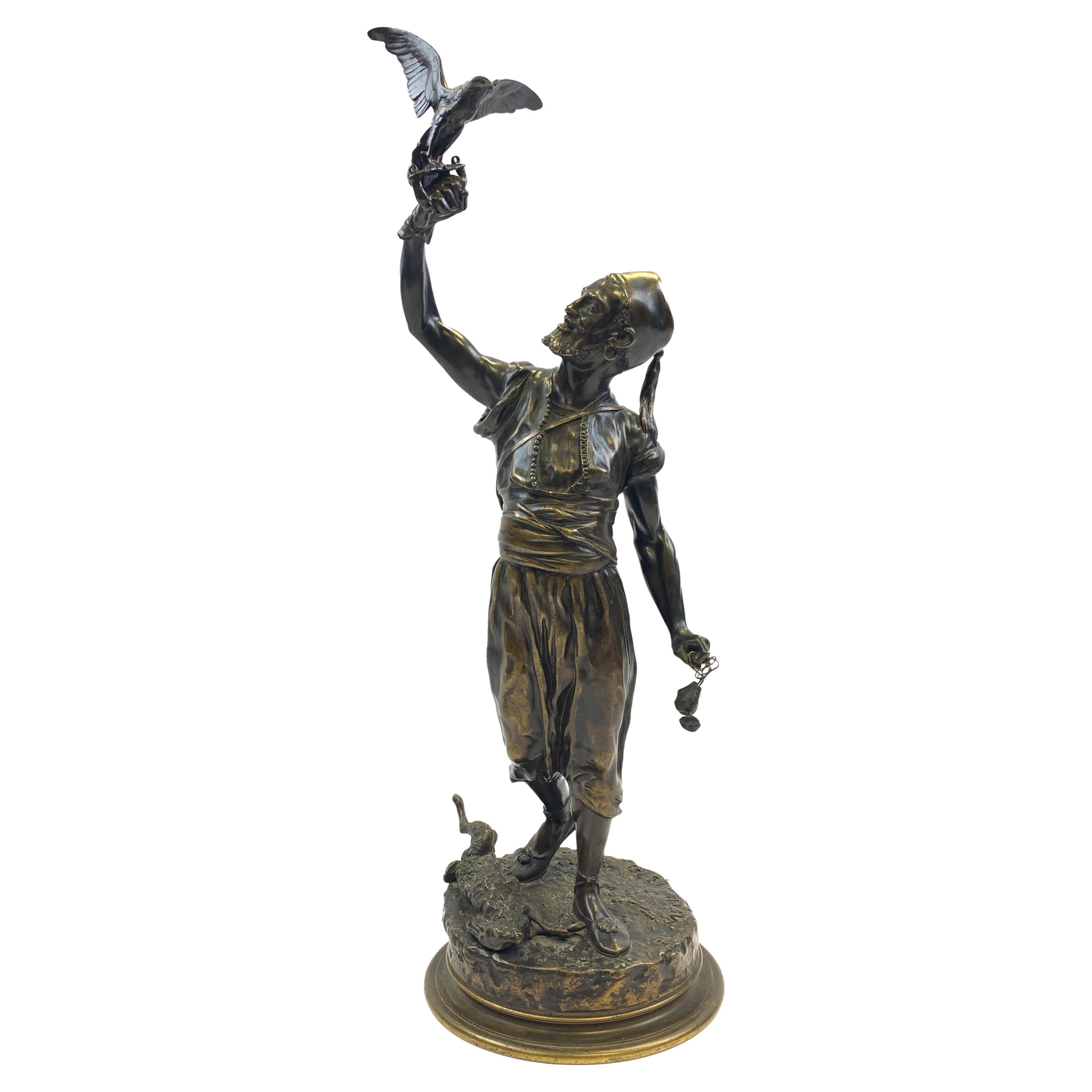 Sculpture en bronze de Pierre Jules Mne, Le fauconnier arabe