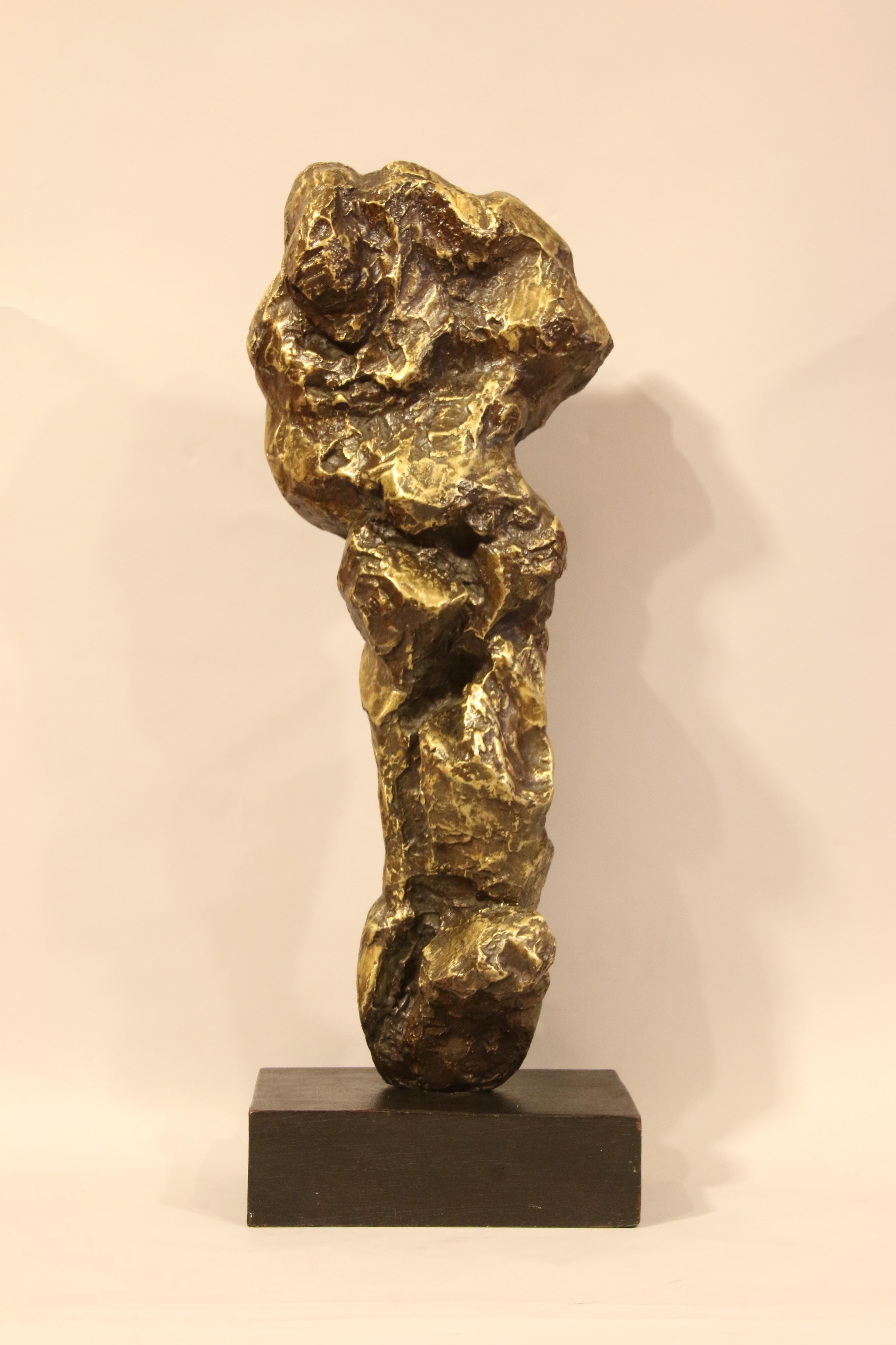 Gérard Koch (1926, Kaiserslautern – 2014, Paris).
Bronze with honey-gold patination. Signed twice along the side and dated once.
  
 