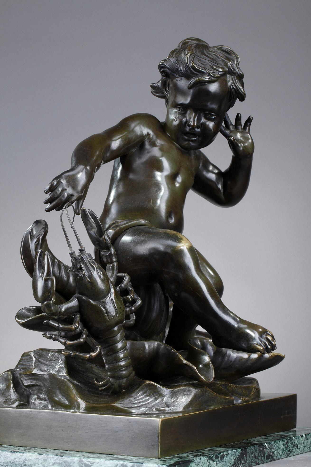 Sculpture en bronze d'un enfant pincé par un cygne, d'après Jean-Baptiste Pigalle Bon état - En vente à Paris, FR