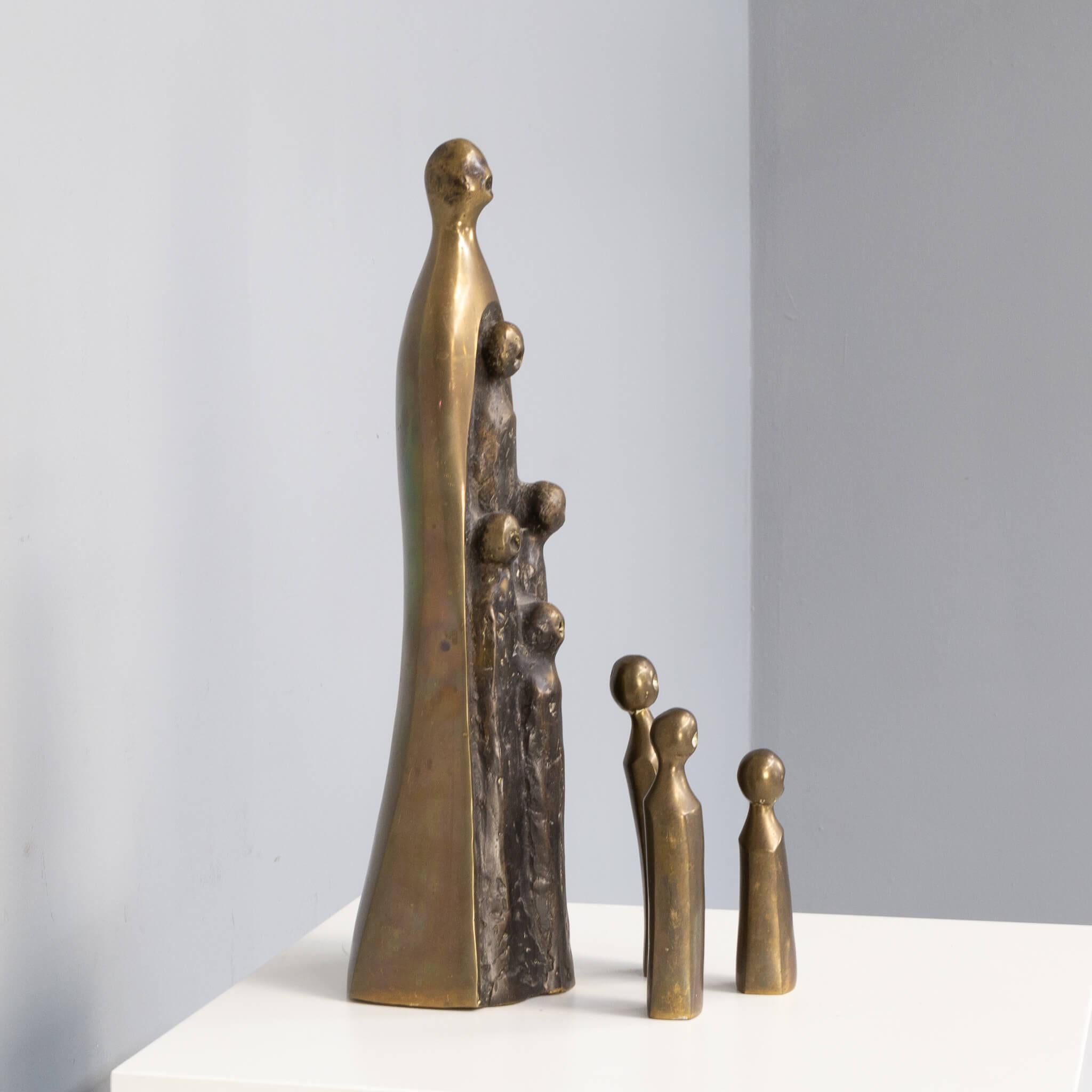 Bronze Sculpture ‘Choir’ In Good Condition For Sale In Amstelveen, Noord