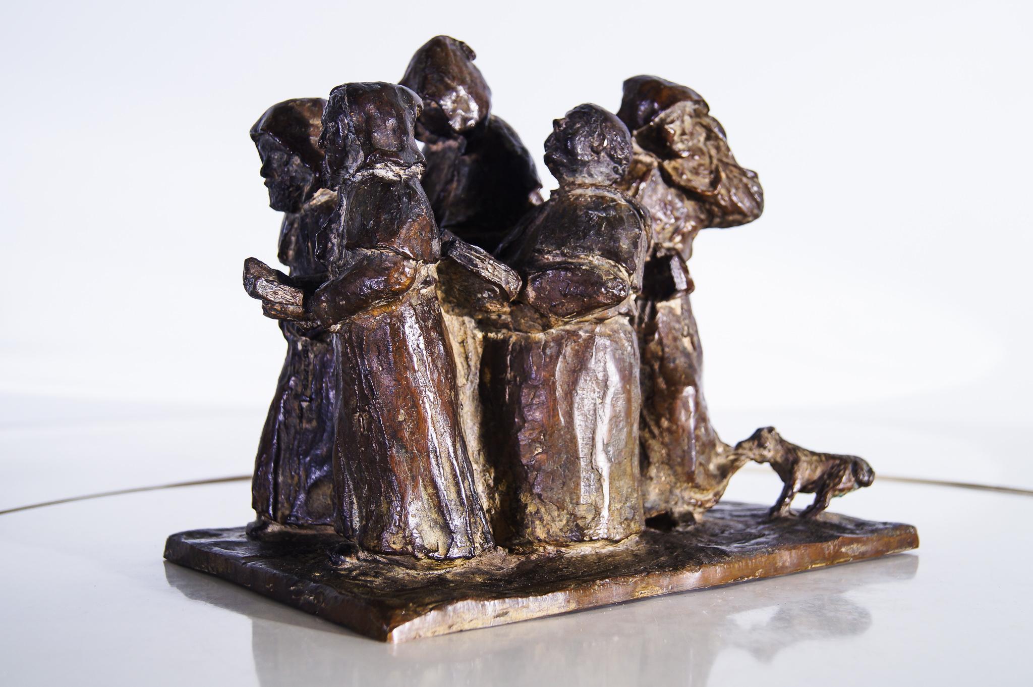 Bronze sculpture Christian monks - signed - 8kg
 
Bronze detailed sculpture with 6 monks. The attention of the monk walking in the back is distracted by a dog whom pulls. Signed. In very good condition.

Dimensions:
H 20 x W 25.5 x D 16 cm