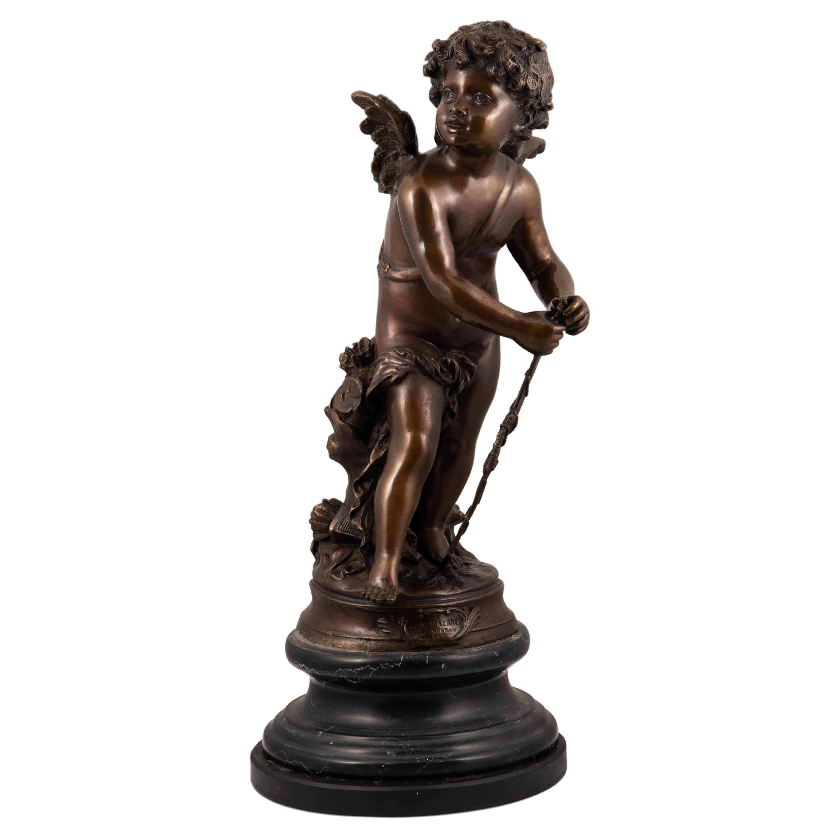 Sculpture en bronze de Cupidon. Inspiré par les modèles d'Auguste Louis Mathurin Moreau