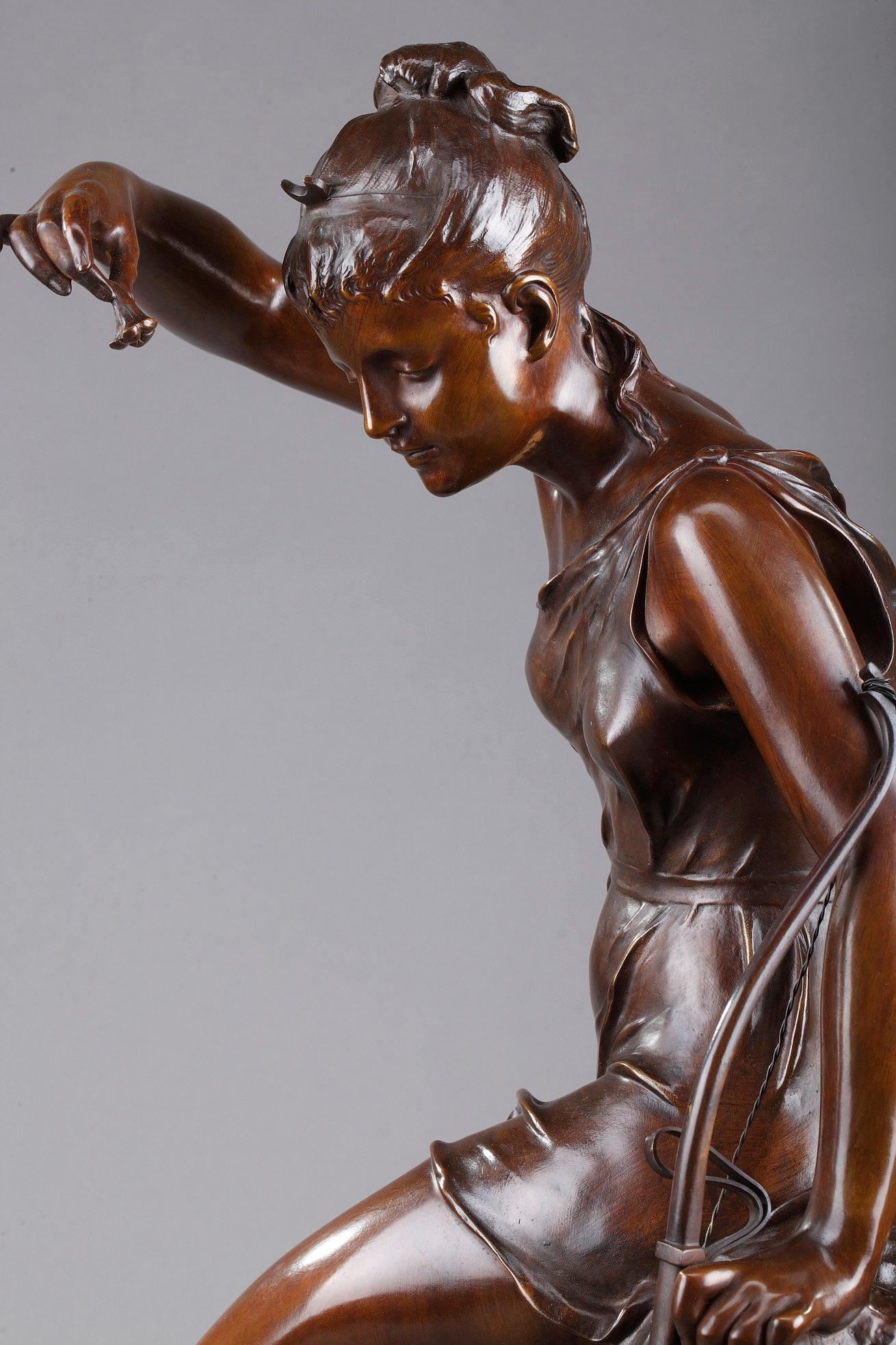 Bronzeskulptur, „Diana's Nymphe“ nach Lucie Signoret-Ledieu im Angebot 2