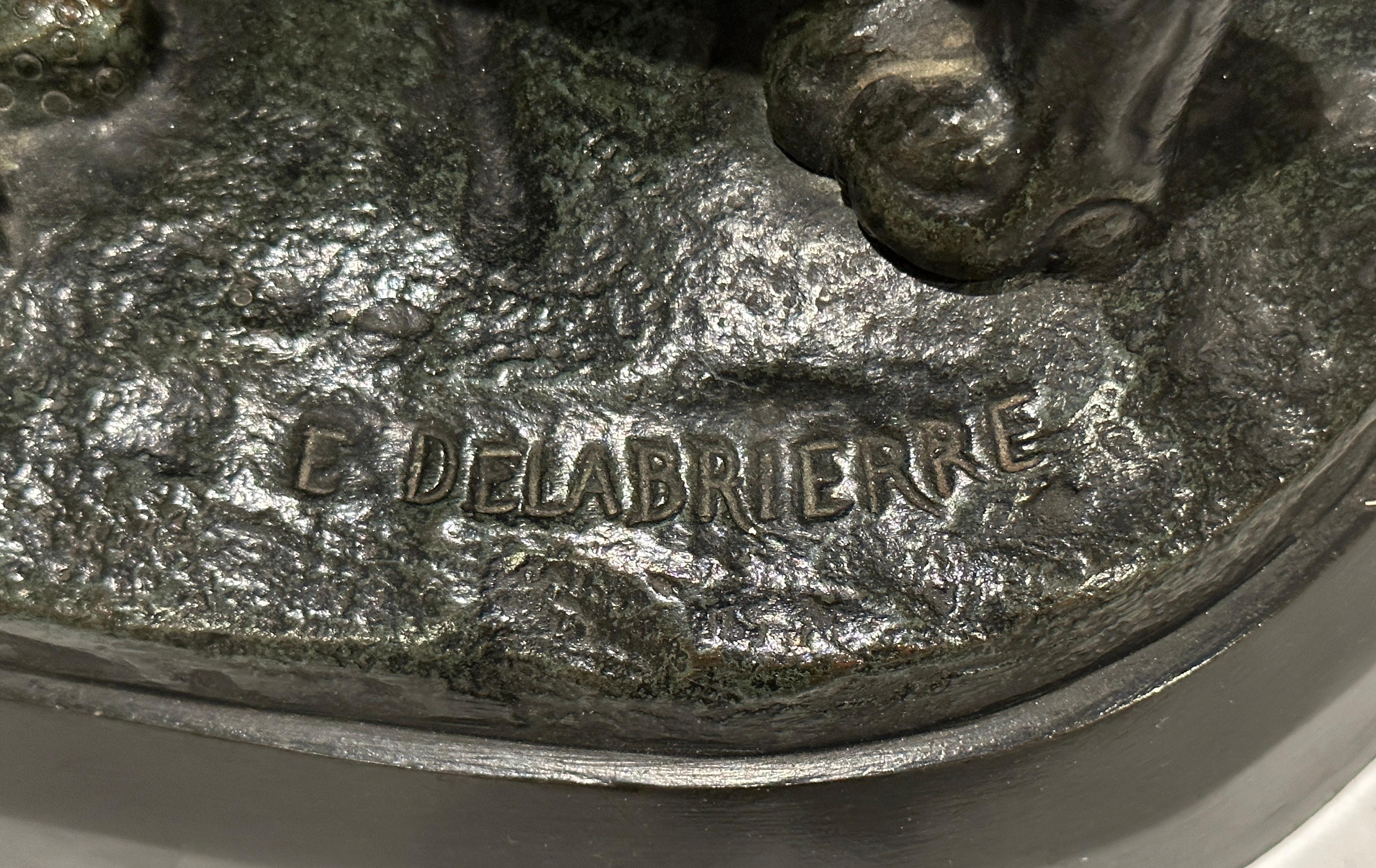 Escultura de bronce 