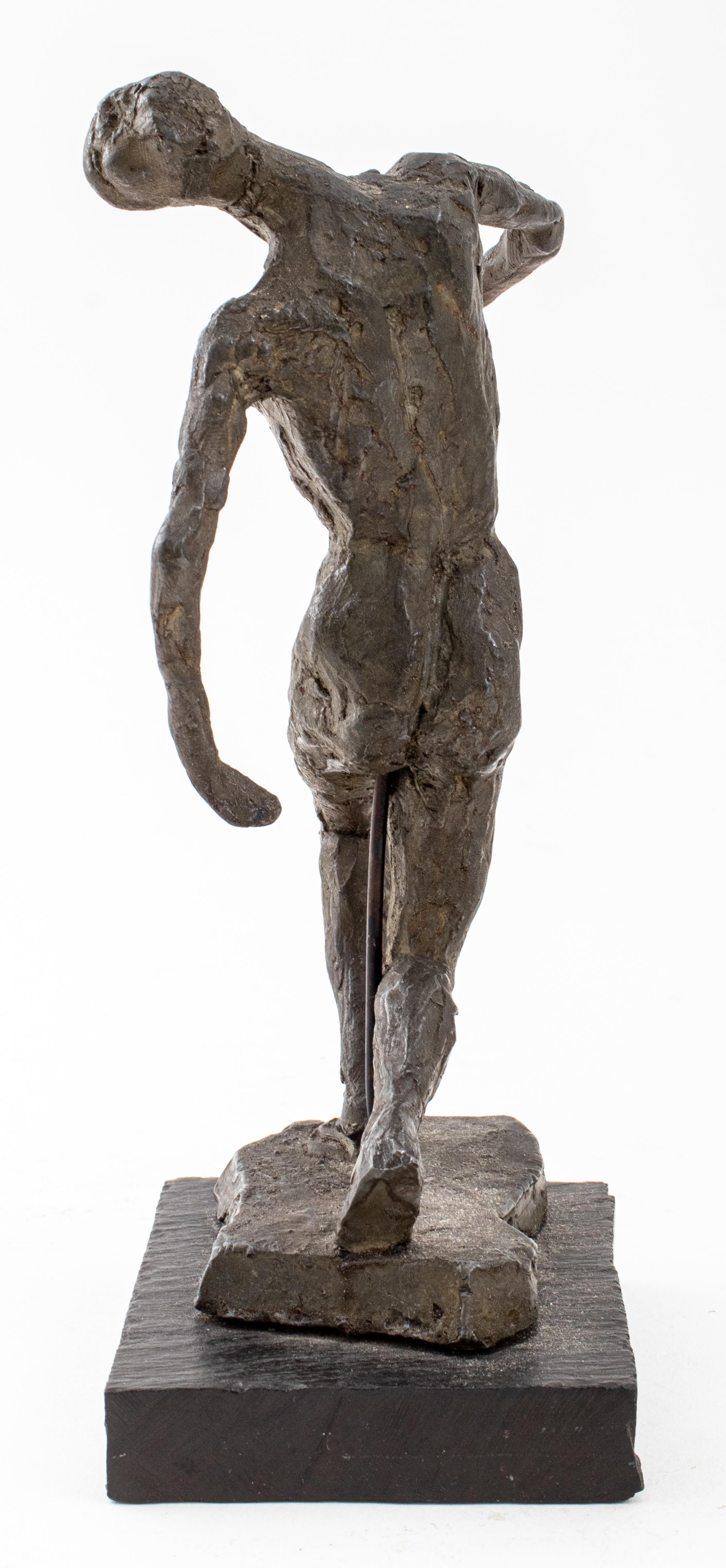 XVIIIe siècle Sculpture de danseuse féminine d'après Edgar Degas EK 61 signée  en vente