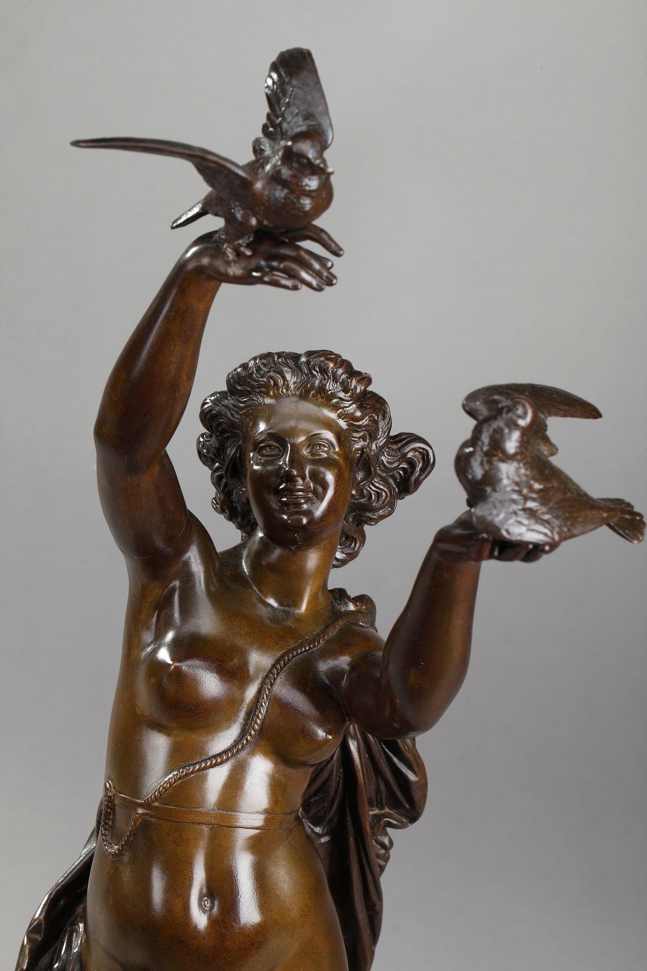 Napoléon III Sculpture en bronze Femme Aux Colombes de Charles-Alphonse Gumery en vente