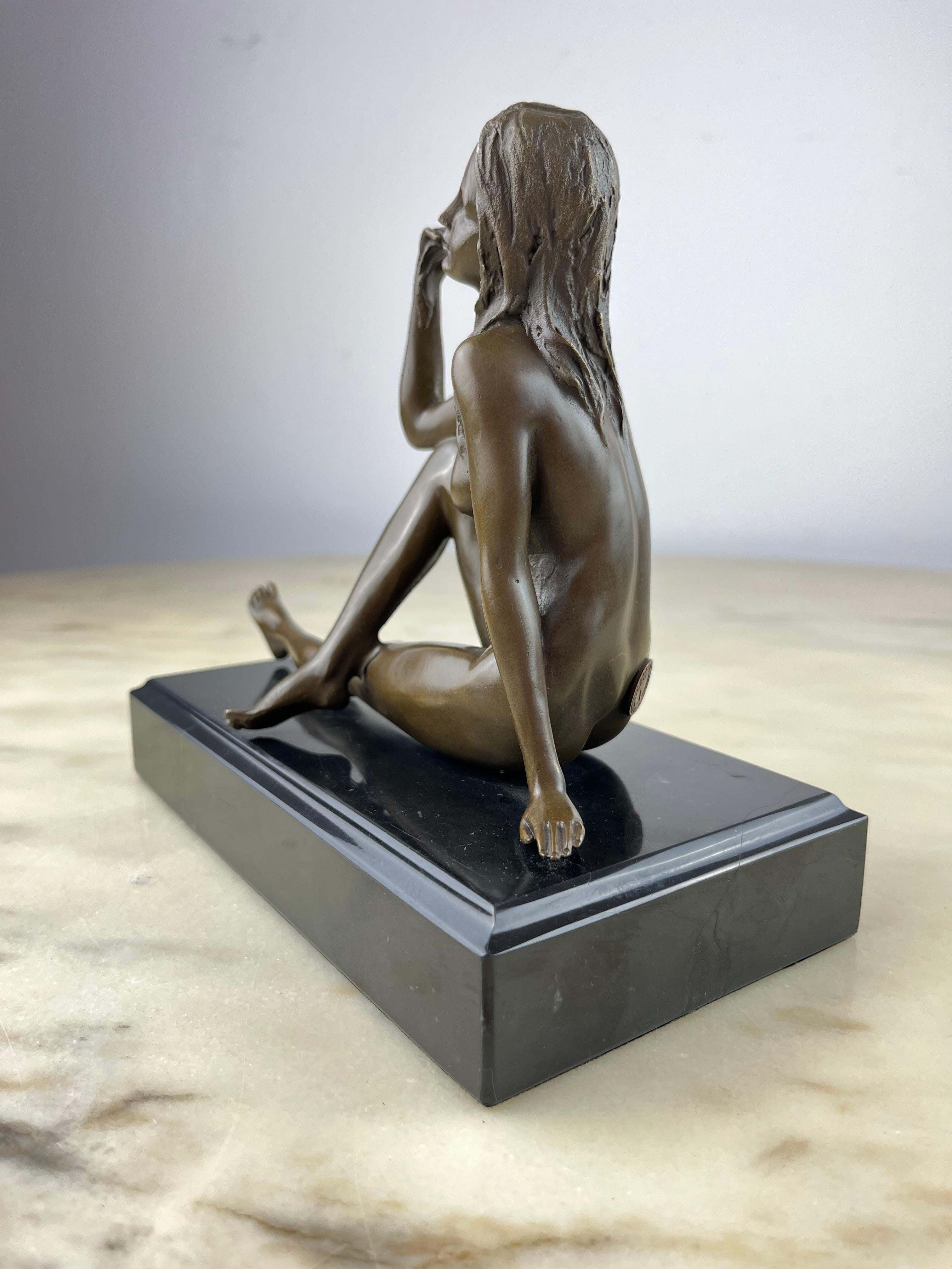 
Bronze and marble sculpture, figure of a woman, Italy, 1980
Excellent condition, object of great taste and excellent workmanship