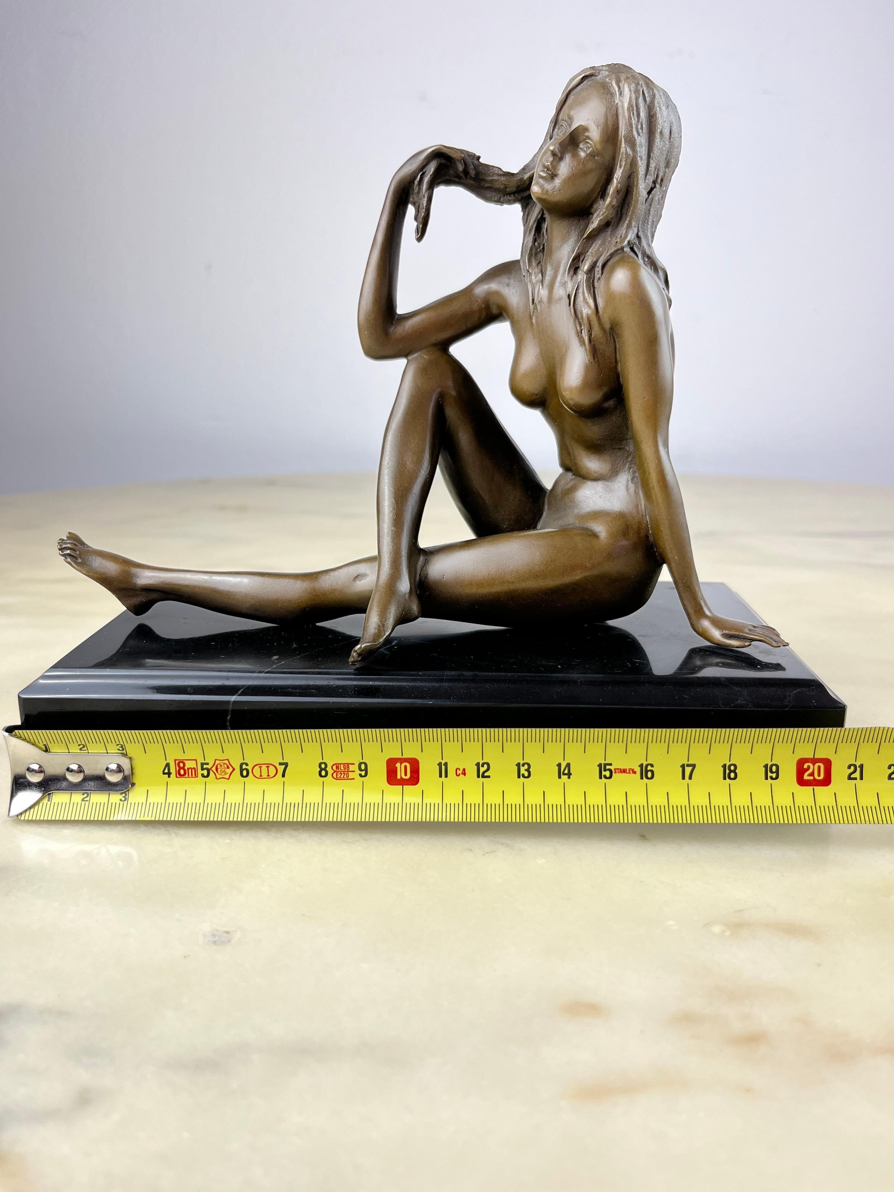 Bronze Sculpture, Figure of a Woman, Italy, 1980 2