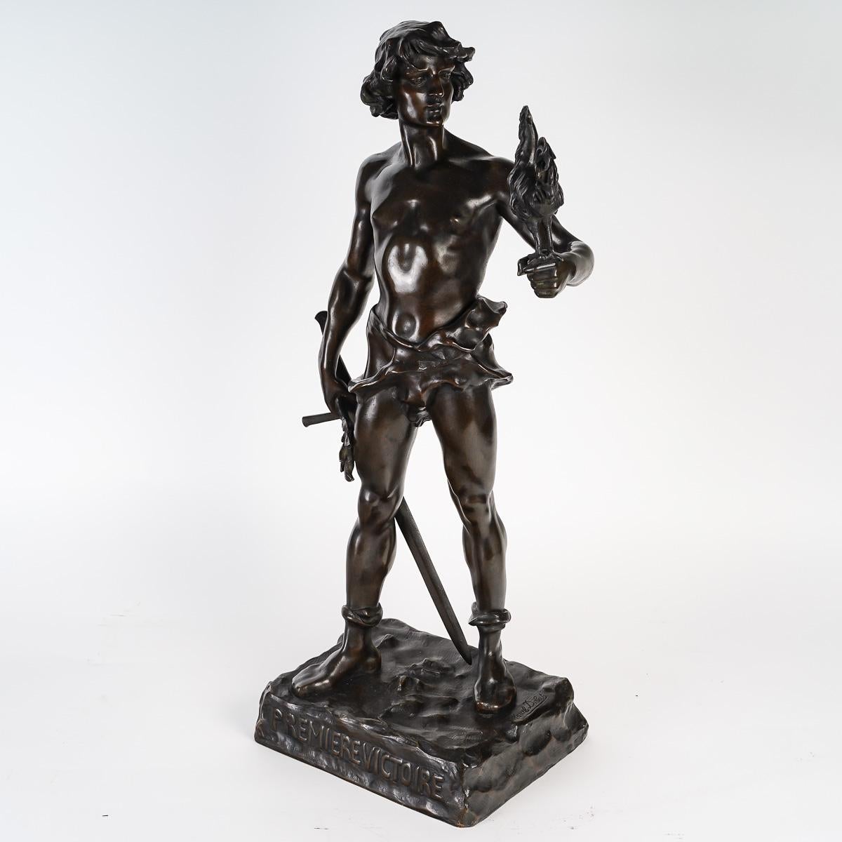 Sculpture en bronze, « First Victory » de Marcel Debut  Bon état - En vente à Saint-Ouen, FR