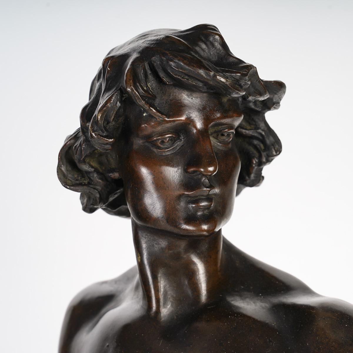 Bronze-Skulptur, „Erster Sieg“ von Marcel Debut  im Angebot 3