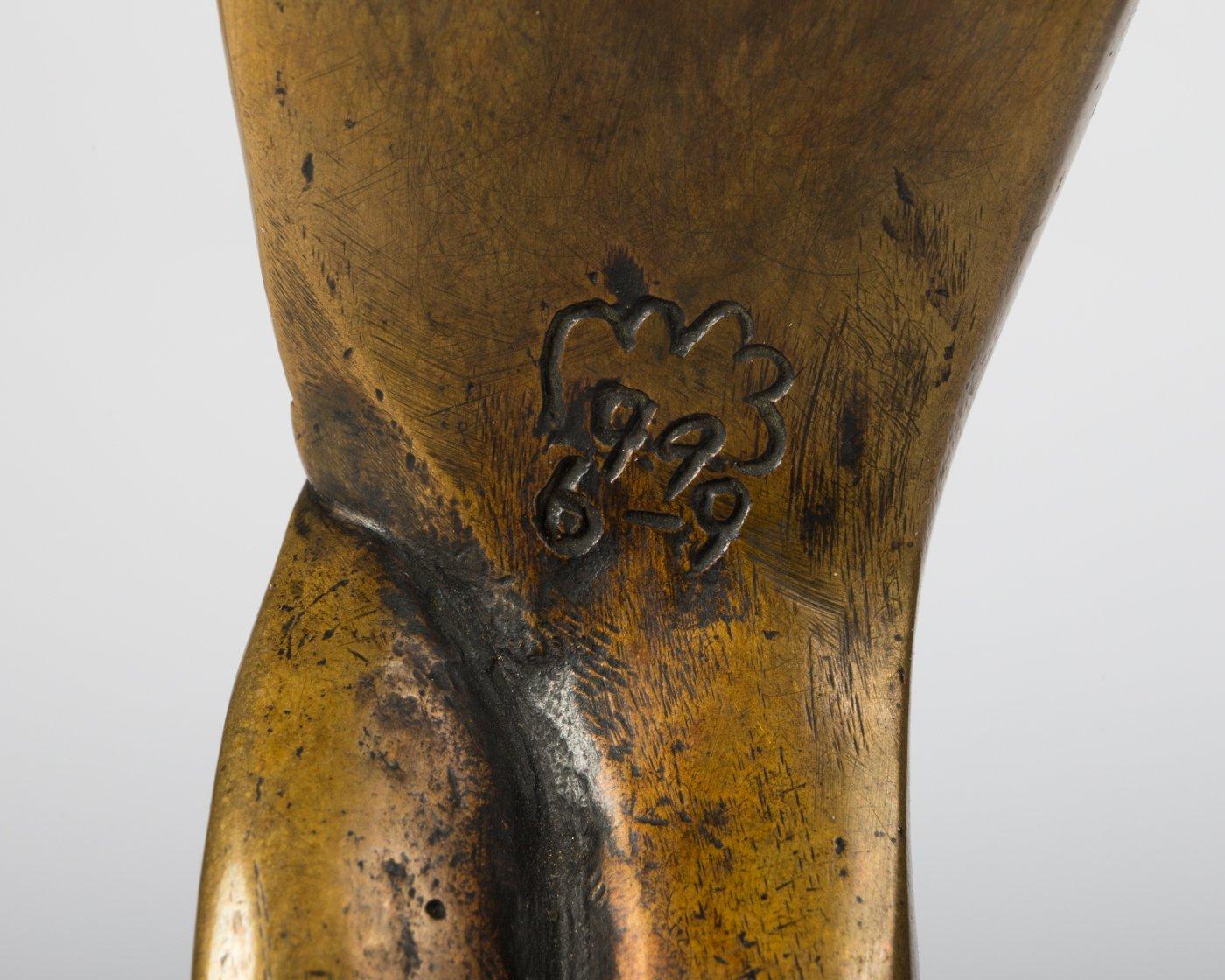 Bronzeskulptur „ Golfer“ aus Bronze auf grünem Marmorsockel. Levan Vardosanidze. 1990er-Jahre. im Angebot 5