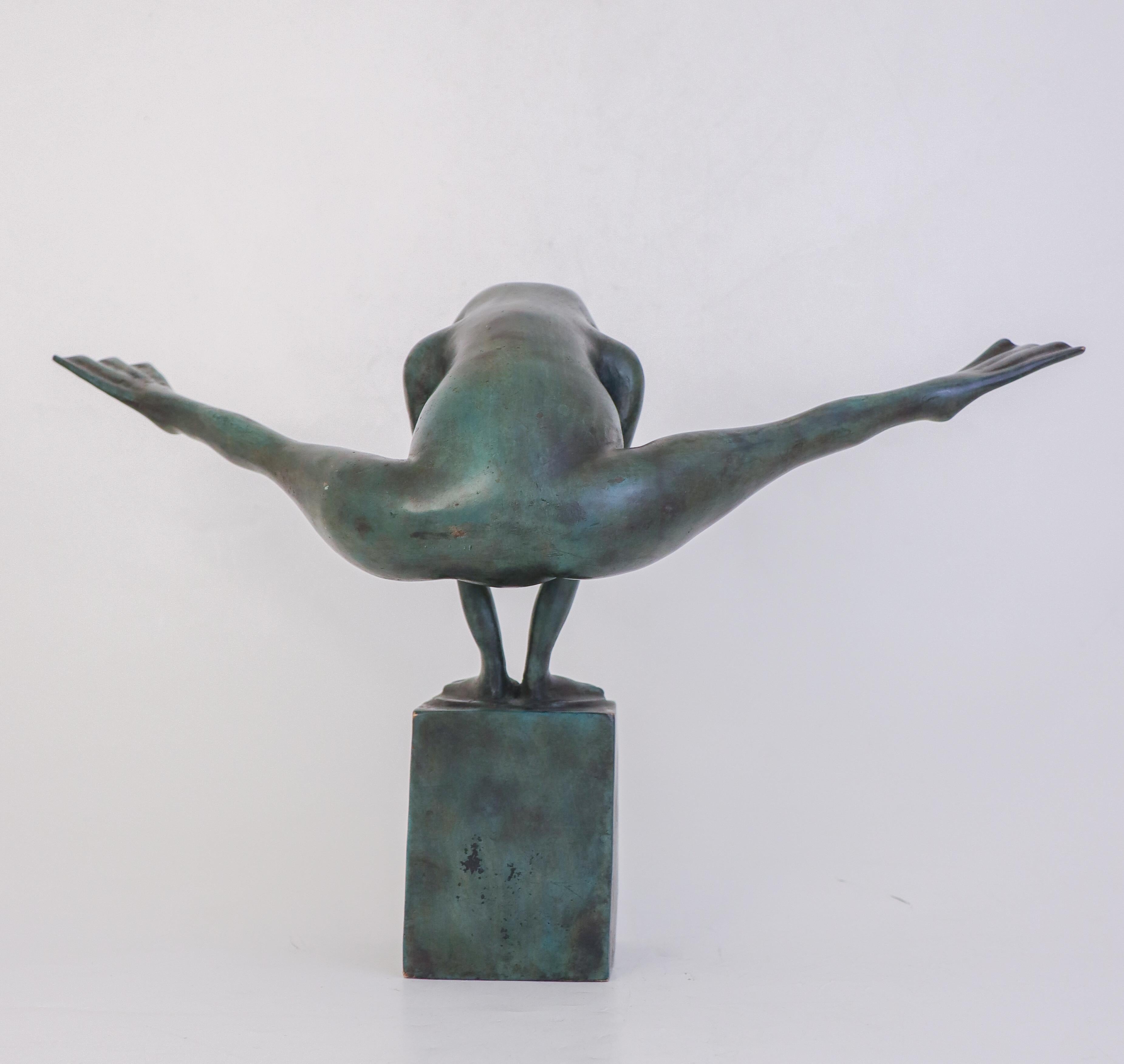 Svedese Scultura in bronzo - Rana verde saltellante in vendita