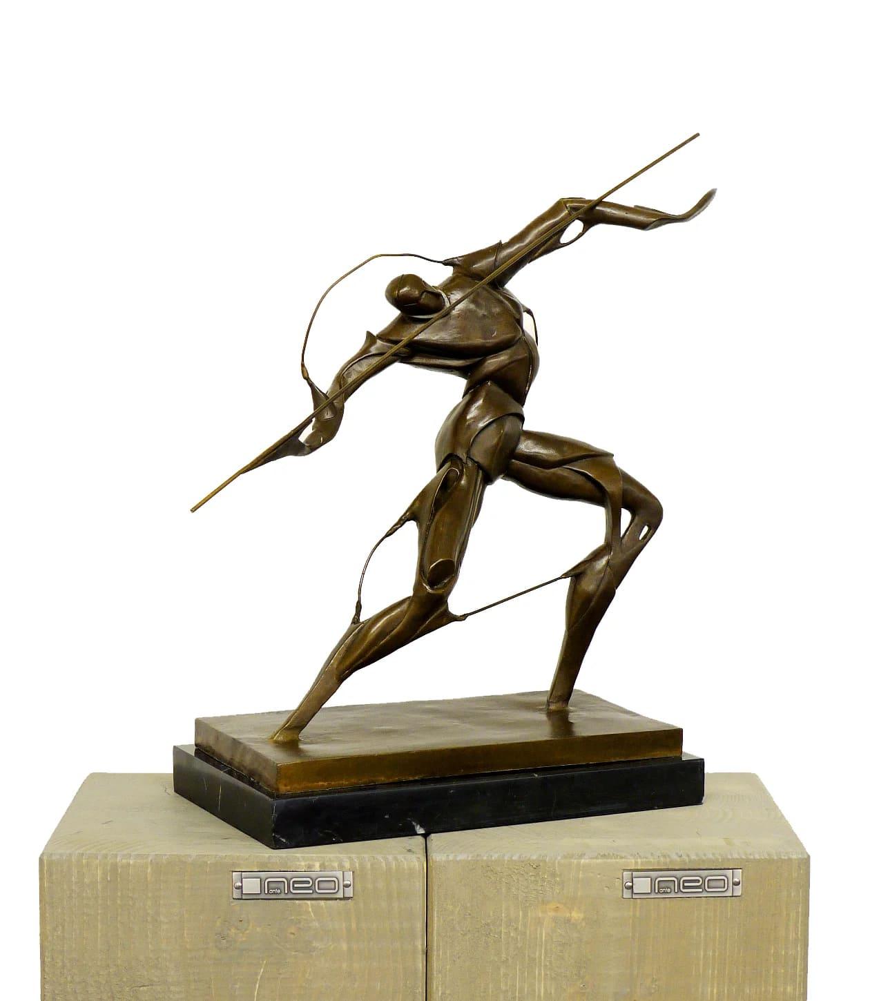 Escultura de bronce al gusto de Umberto Boccioni Futurista en venta