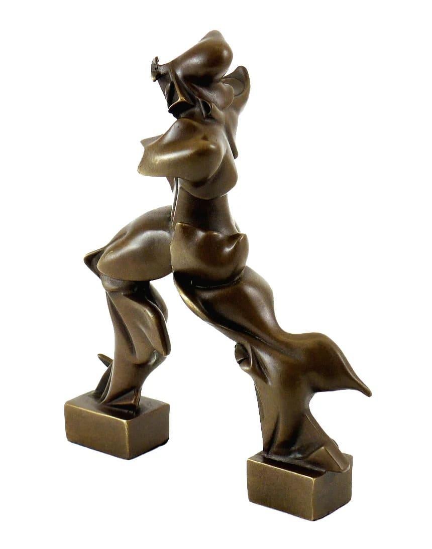 Français Sculpture en bronze à la manière d'Umberto Boccioni en vente