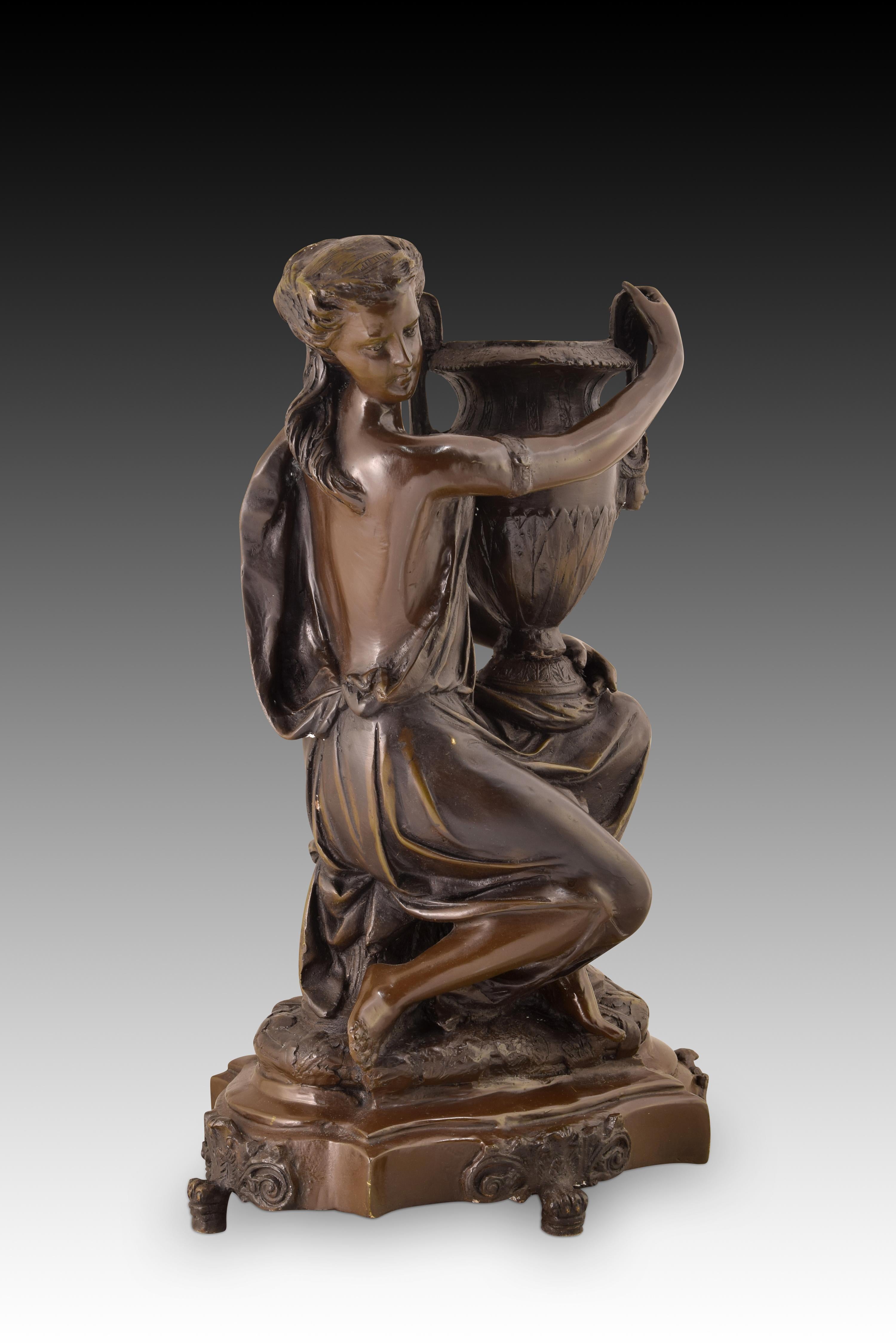Neoclassical Revival Bronze Sculpture, Lady with Amphora For Sale