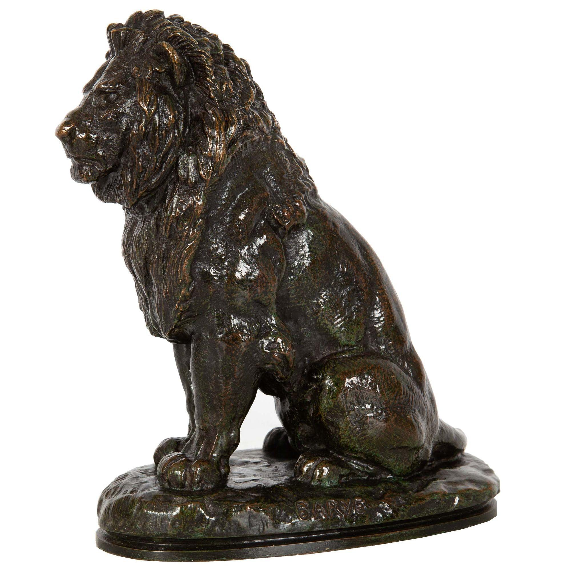Sculpture en bronze Lion Assis n° 2, Antoine-Louis Barye, vers 1880 en vente 7
