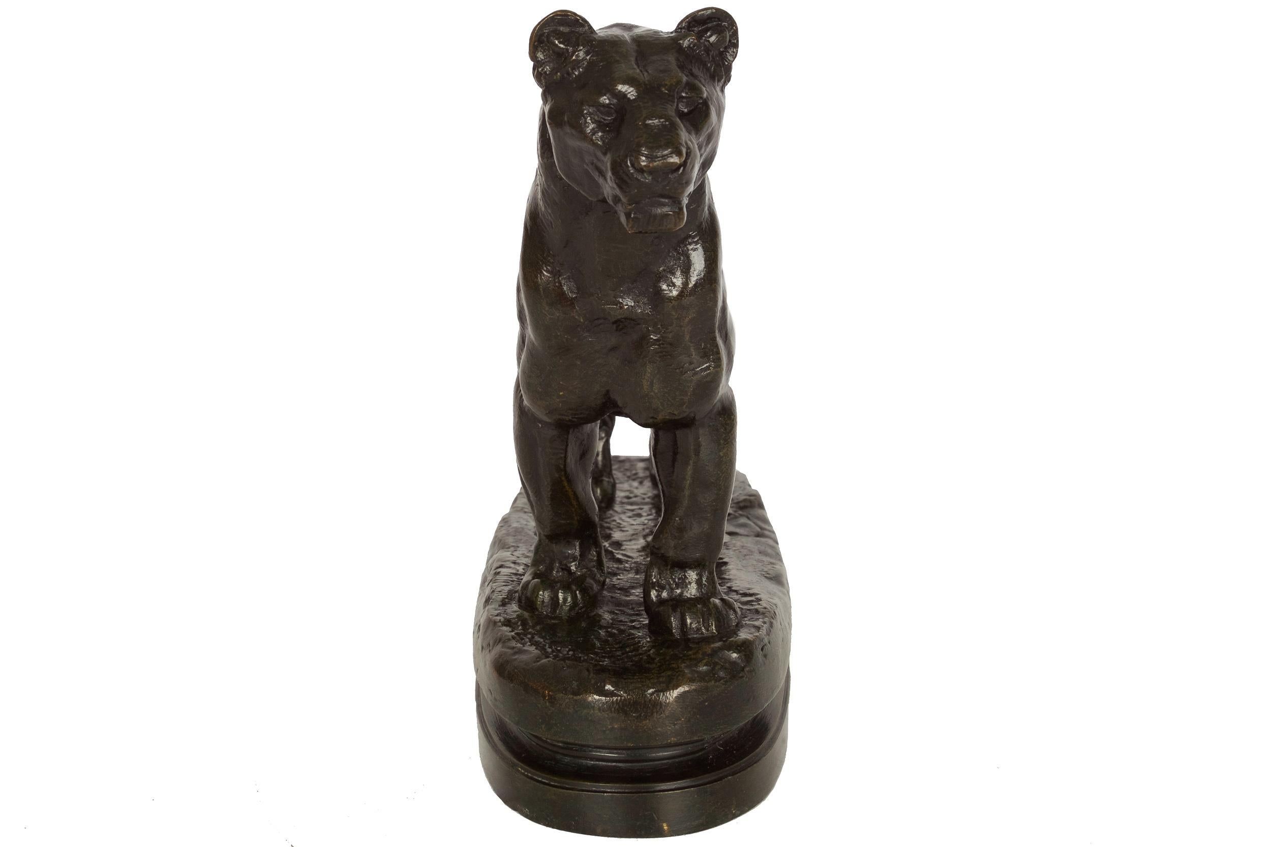 Romantique Sculpture en bronze Lions du Senegal par Antoine-Louis Barye & Barbedienne en vente