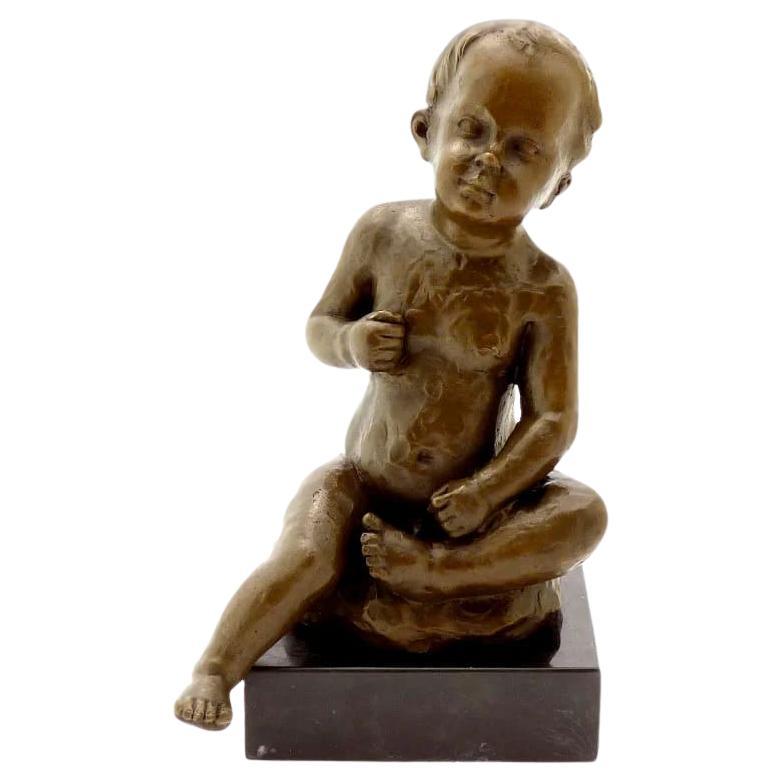 Scultura in bronzo di un bambino, 1910