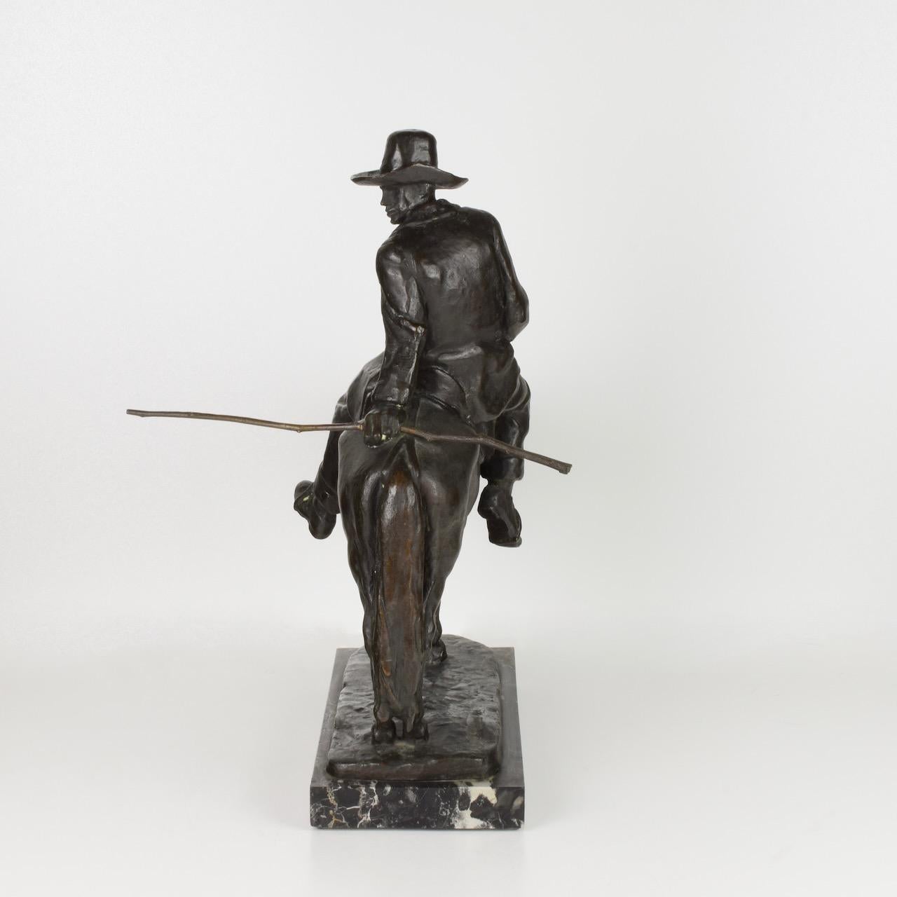 Bronze-Skulptur „Man auf Pferd“ von Giulio Cipriani (20. Jahrhundert) im Angebot