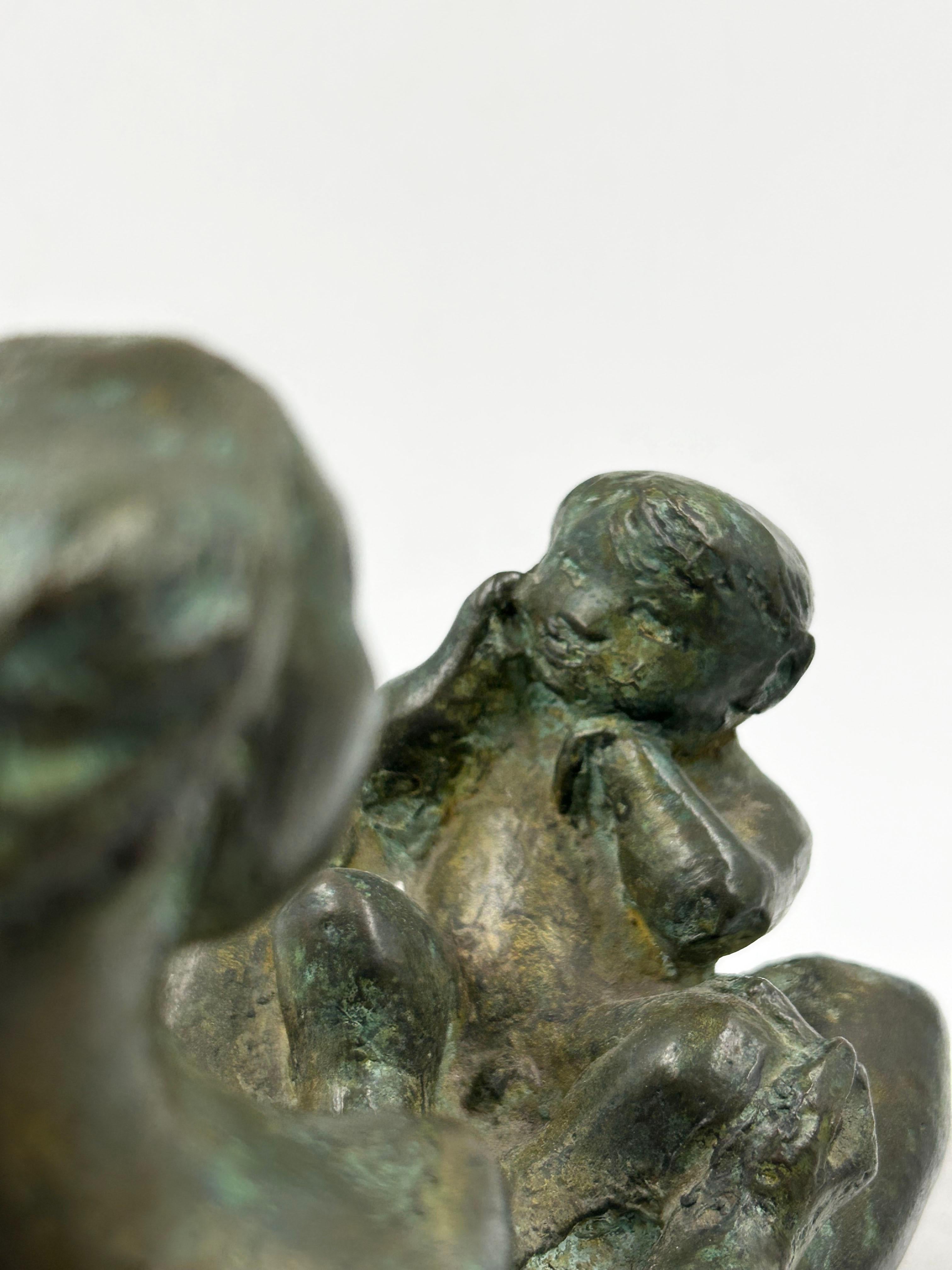 Argentino Bronze sculpture “Maternity” by Mariano Pagés in vendita