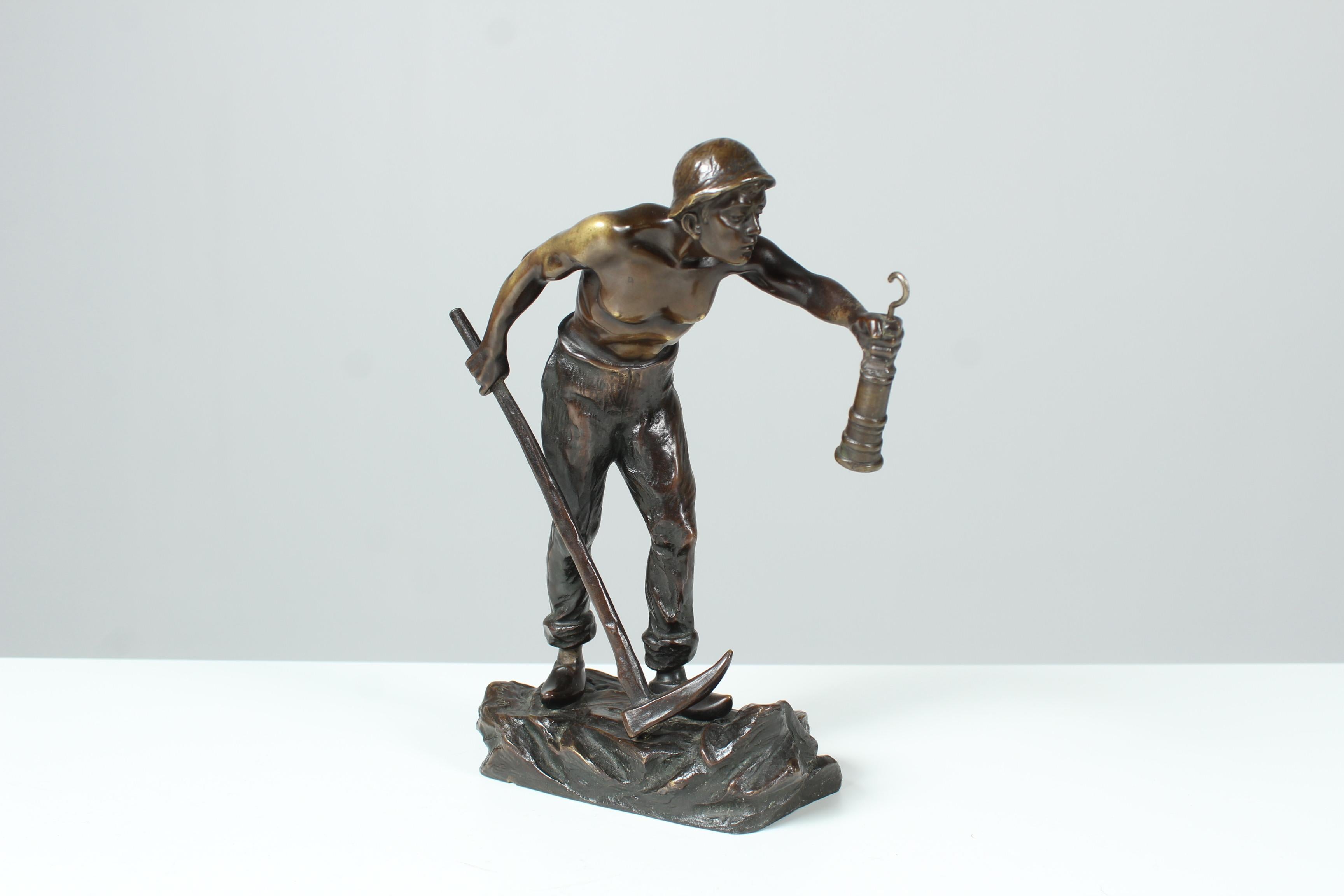 Allemand Sculpture en bronze, signée par l'artiste « W. Warmuth », évaluateur d' météorologique, Miner en vente