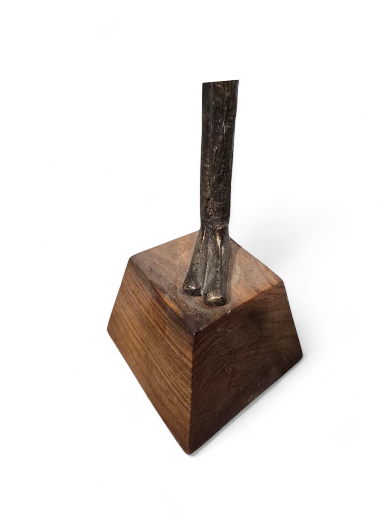 Scultura in bronzo  - Dimensioni: 110 x 13 x 13 cm in vendita 8