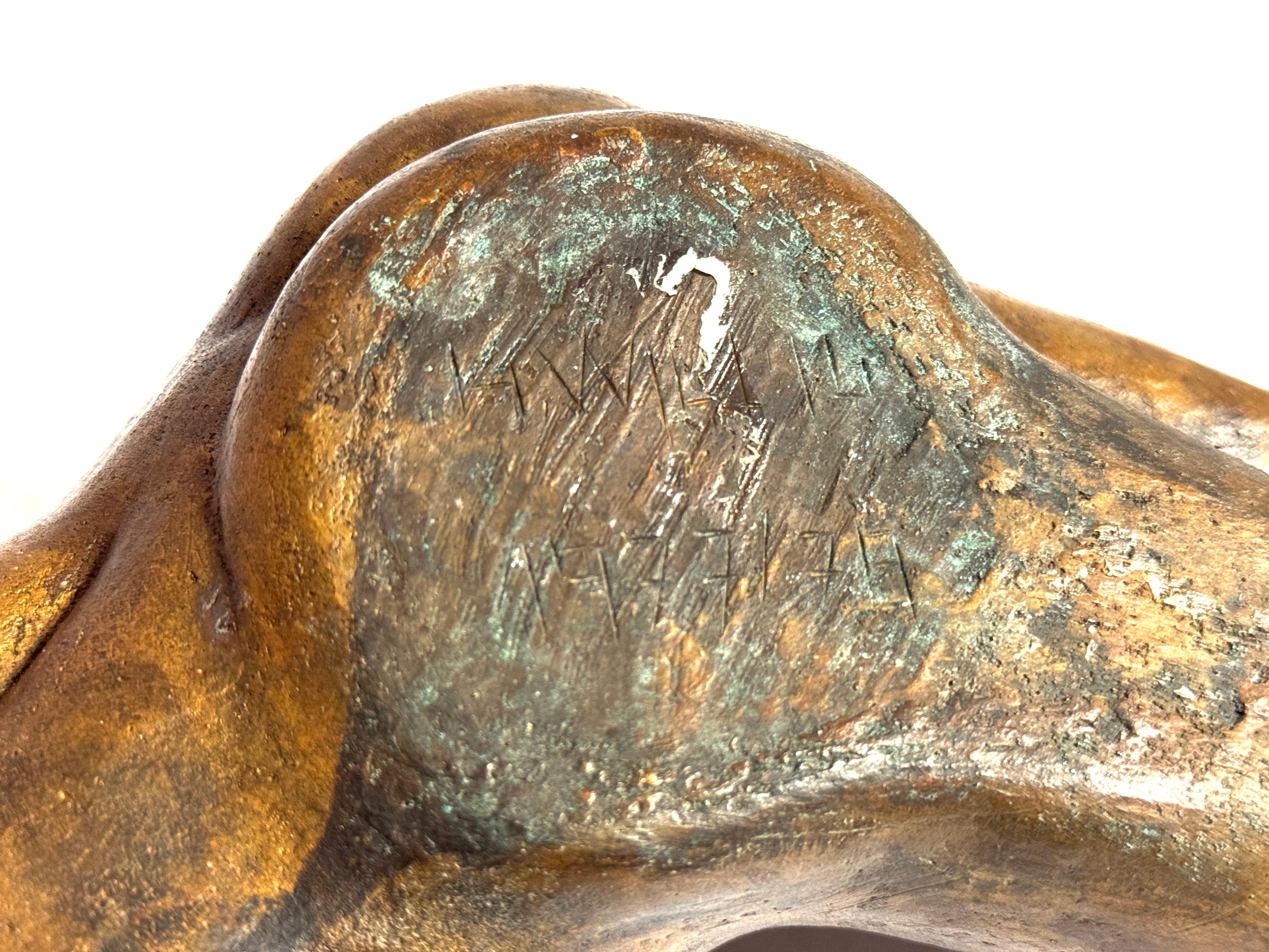 Scultura in bronzo Torso femminile nudo e reclinato Firmato 