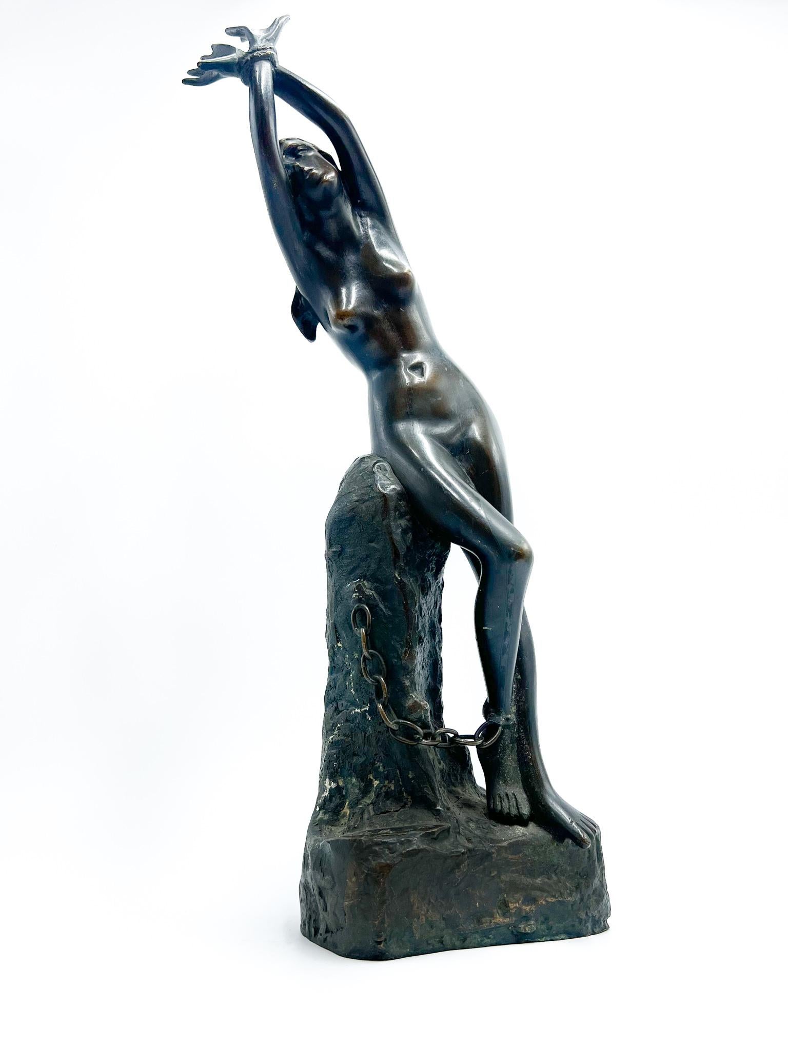 Italian Bronze Sculpture of Chained Woman by Odoardo Tabacchi from the 1800s For Sale