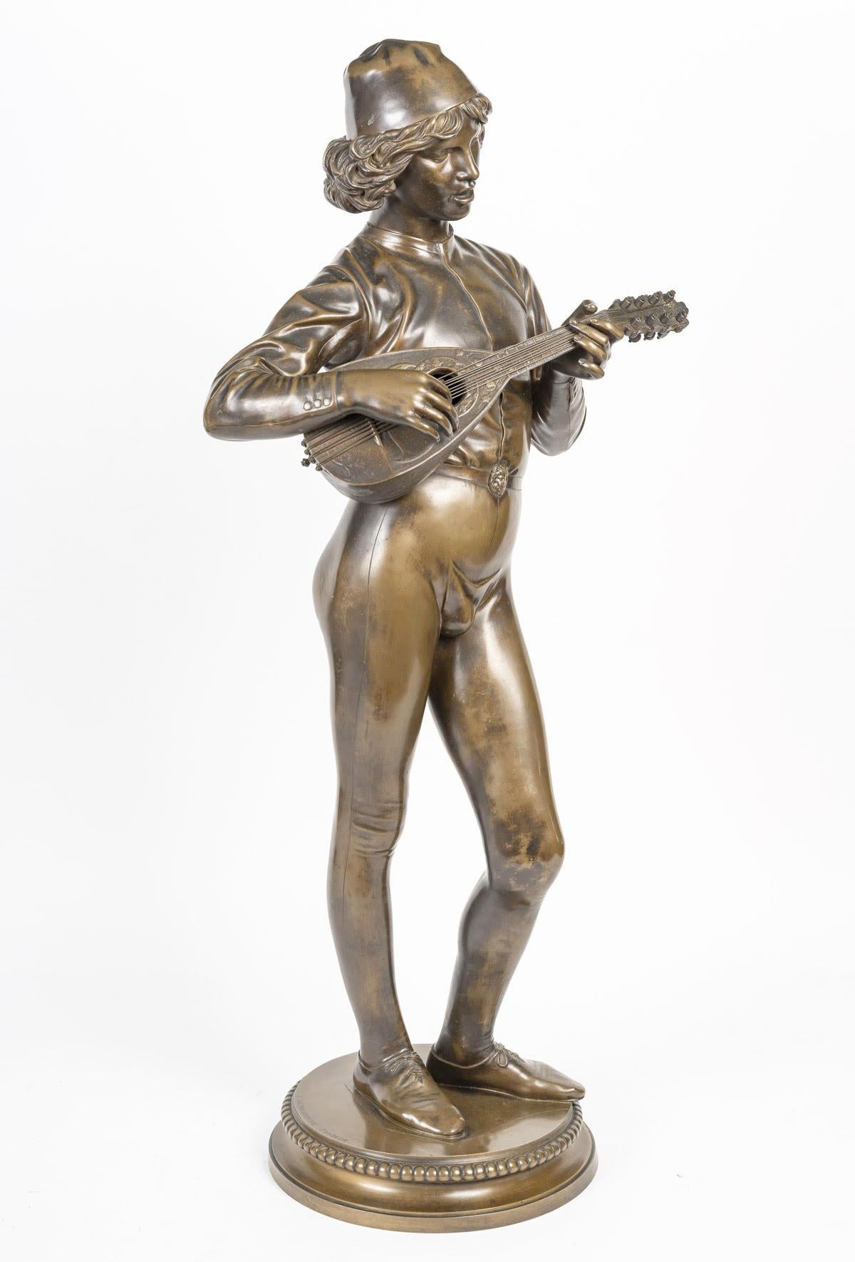 Français Sculpture en bronze d'une chanteuse Florentine par Paul Dubois, 19e si�ècle.