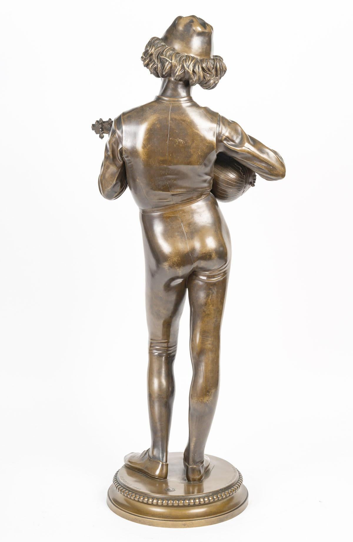 Sculpture en bronze d'une chanteuse Florentine par Paul Dubois, 19e siècle. Bon état à Saint-Ouen, FR