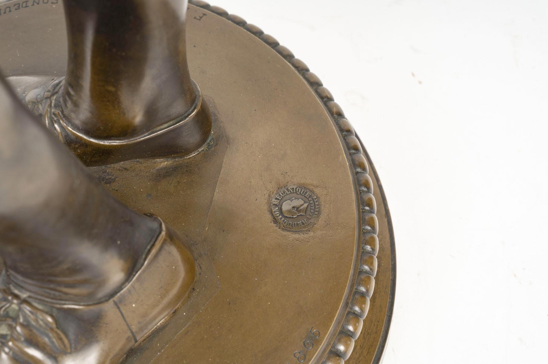 Bronze Sculpture en bronze d'une chanteuse Florentine par Paul Dubois, 19e siècle.