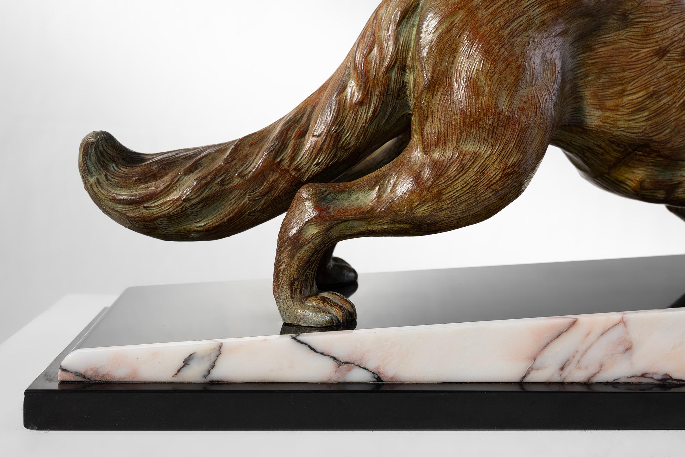 Bronze sculpture of a fox on marble by F.H. Danvin, France 1973 For Sale 3