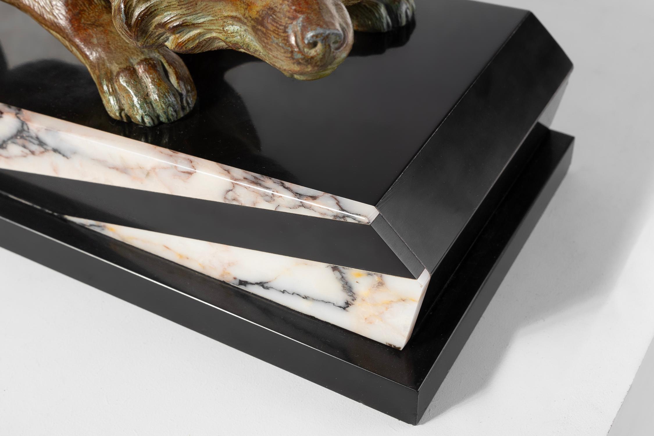 Bronze sculpture of a fox on marble by F.H. Danvin, France 1973 For Sale 2