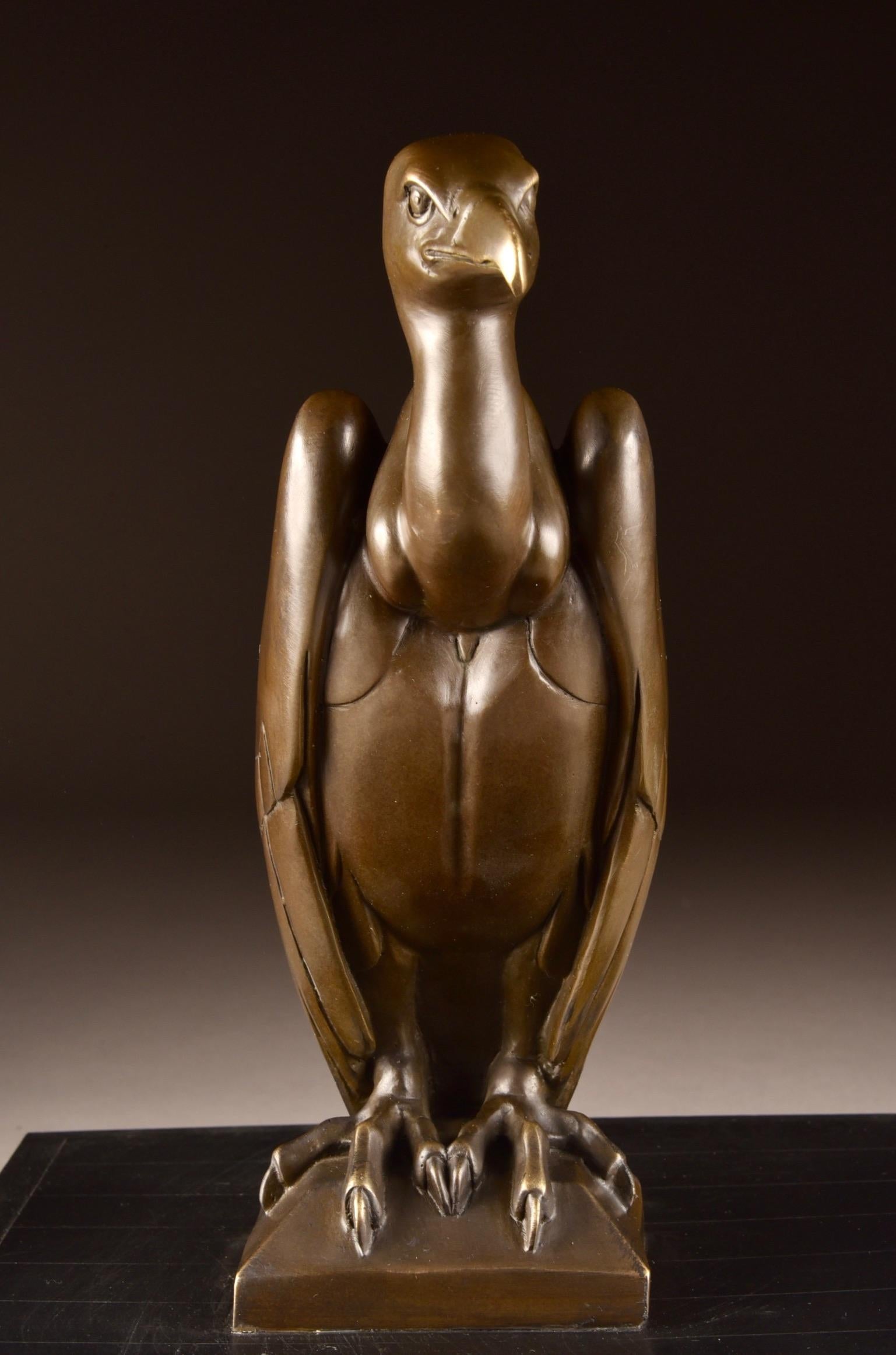 Bronze Sculpture of a eagle in Art Deco Style 6